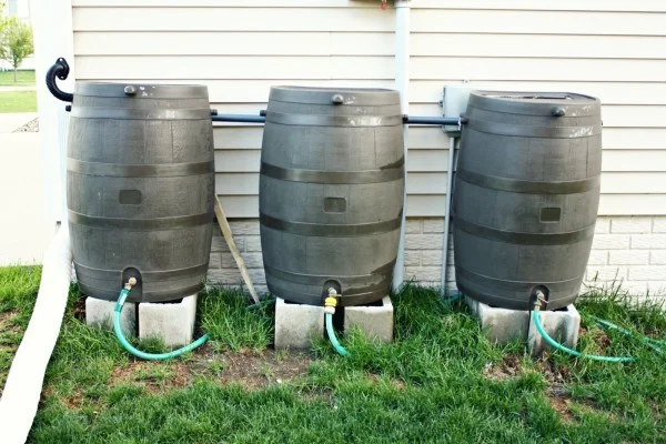 Basic Rainwater Barrel System, www.lastormwater.org
