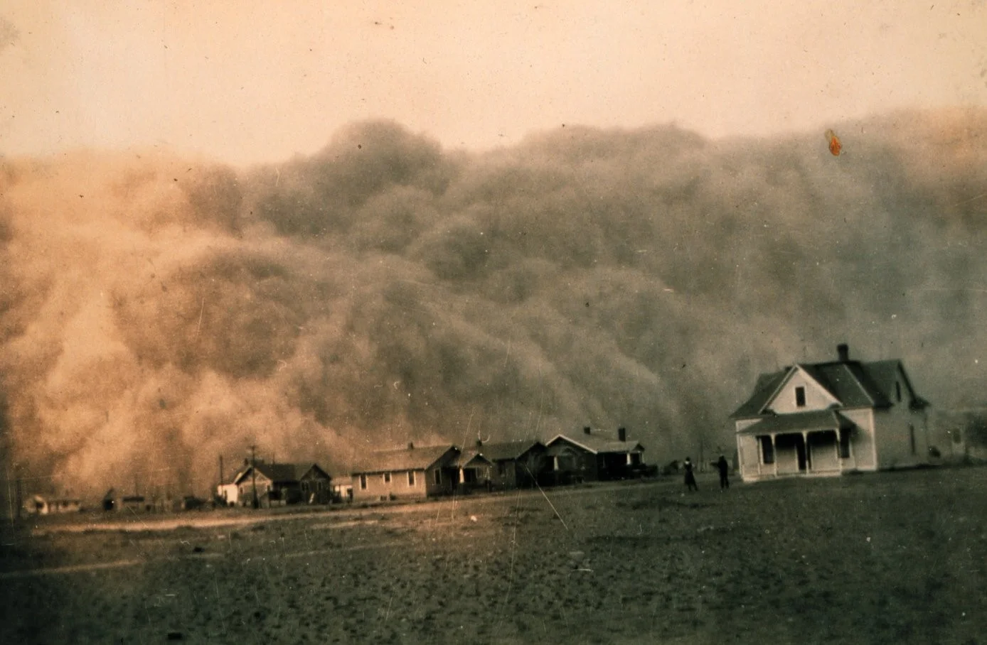 Dust Storm approaching Stratford, Texas; Source: www.nasa.gov