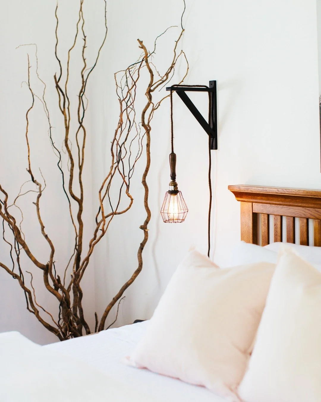 December might be busy and full but that doesn't mean it has to feel like chaos. Find the small pockets of your life, schedule, and home that you can bring order and simplicity to ❄️

In the midst of &quot;more&quot;, let's bring a little quiet and s