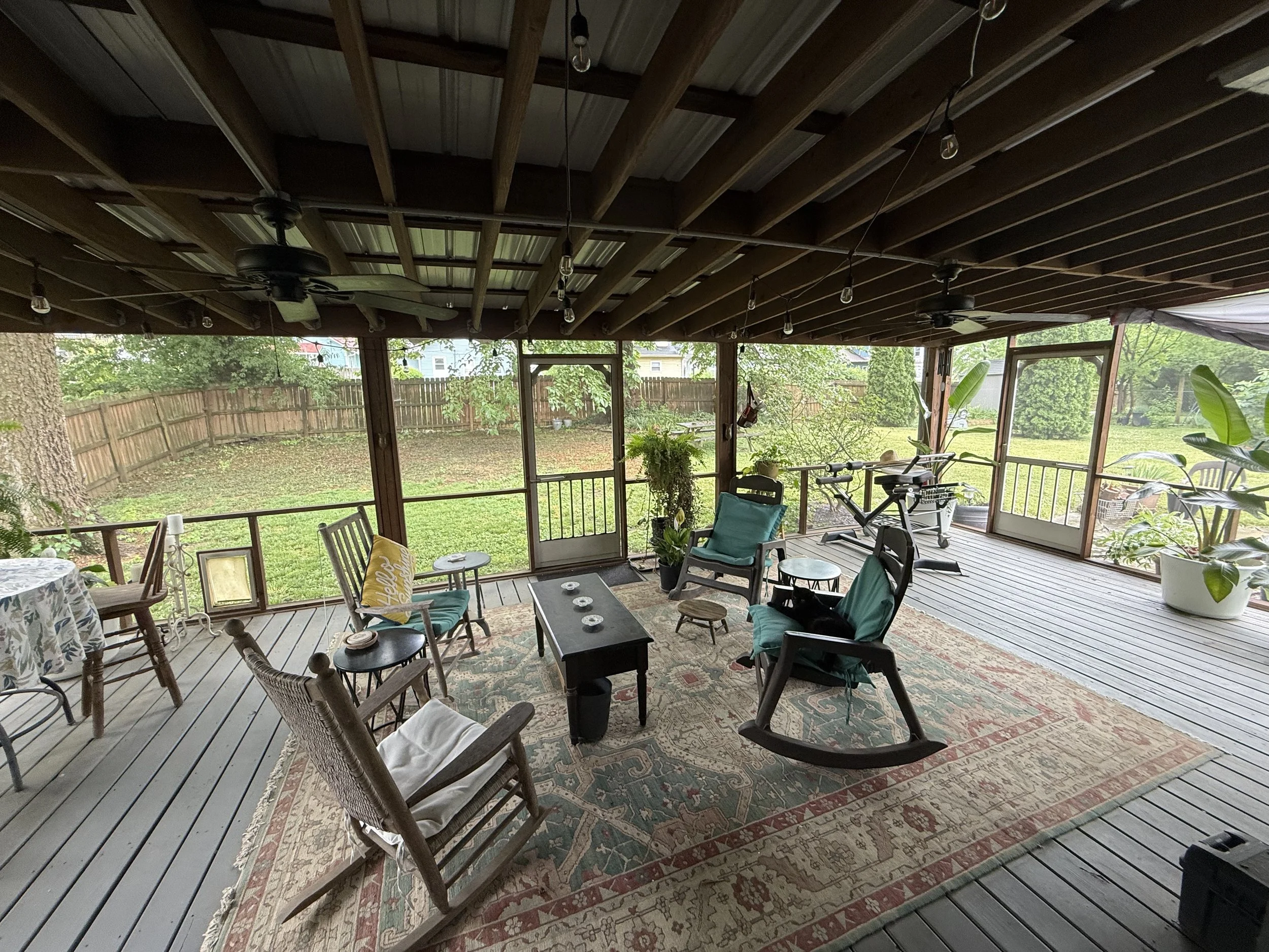 screed-in back porch