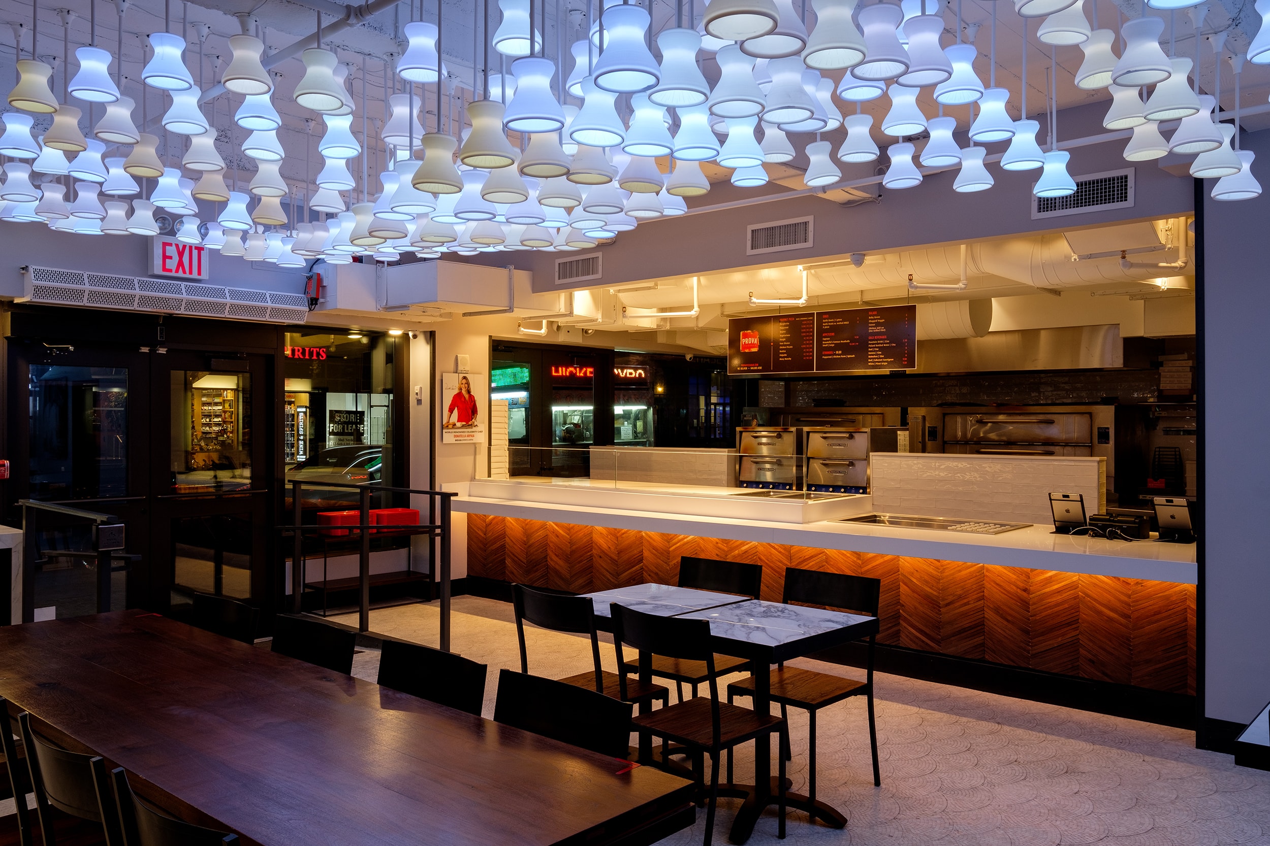 Prova Pizzabar MOXY Time Square