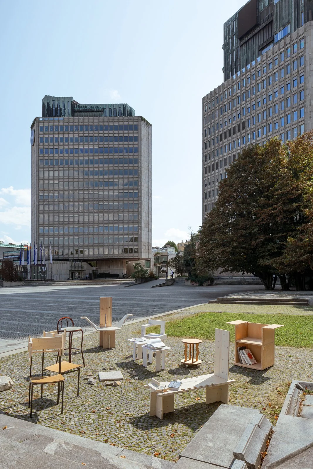 MOVING DEBATE-photo_anaskobe (1).jpg