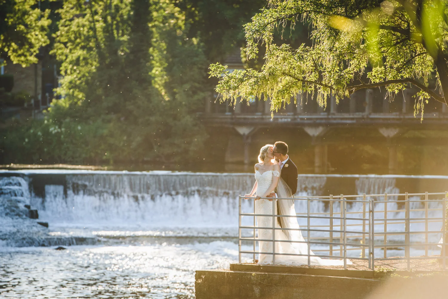 Field Lane Photography { Derbyshire based, Creative, Contemporary, Documentary Wedding Photography }
