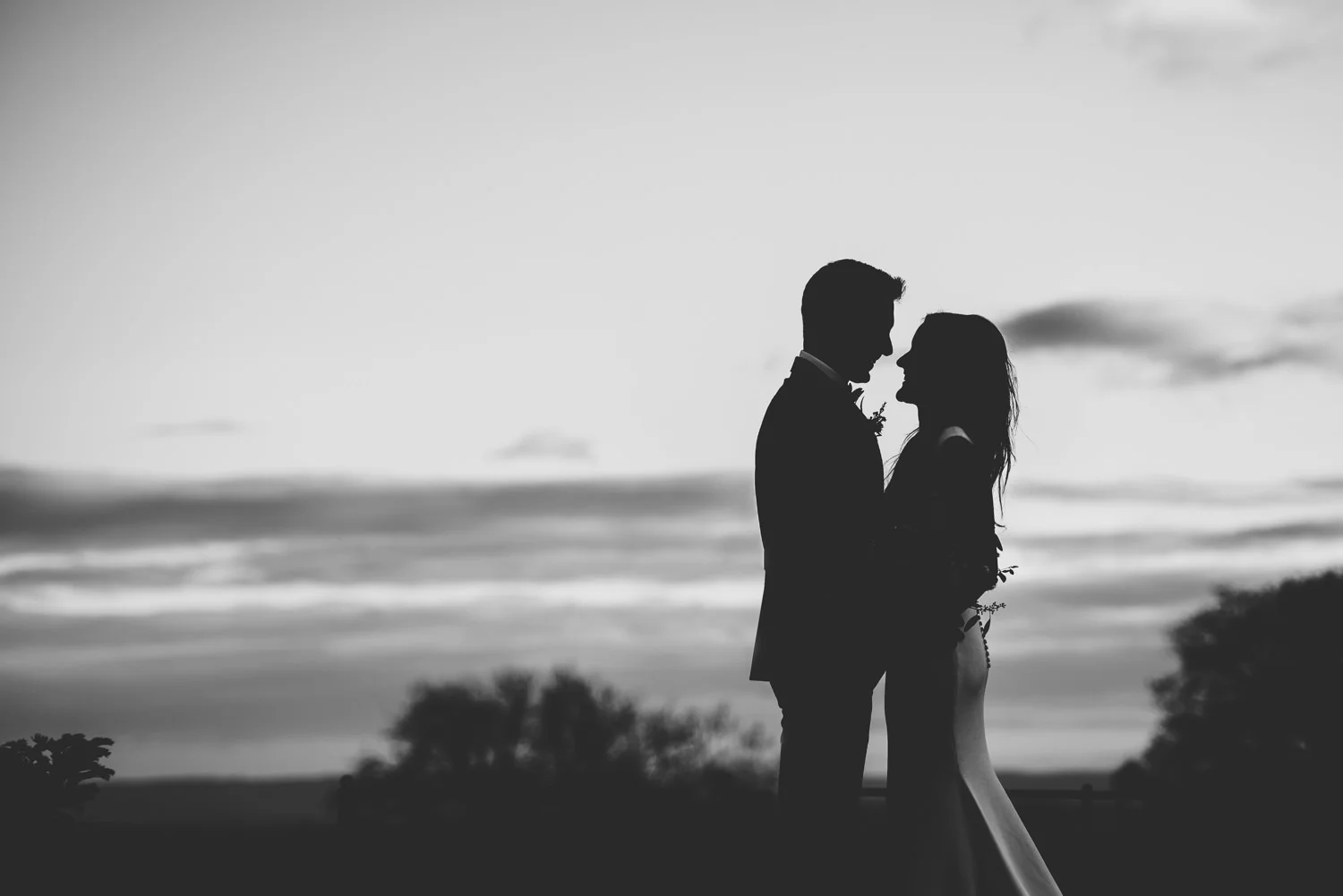 Field Lane Photography { Derbyshire based, Creative, Contemporary, Documentary Wedding Photography }