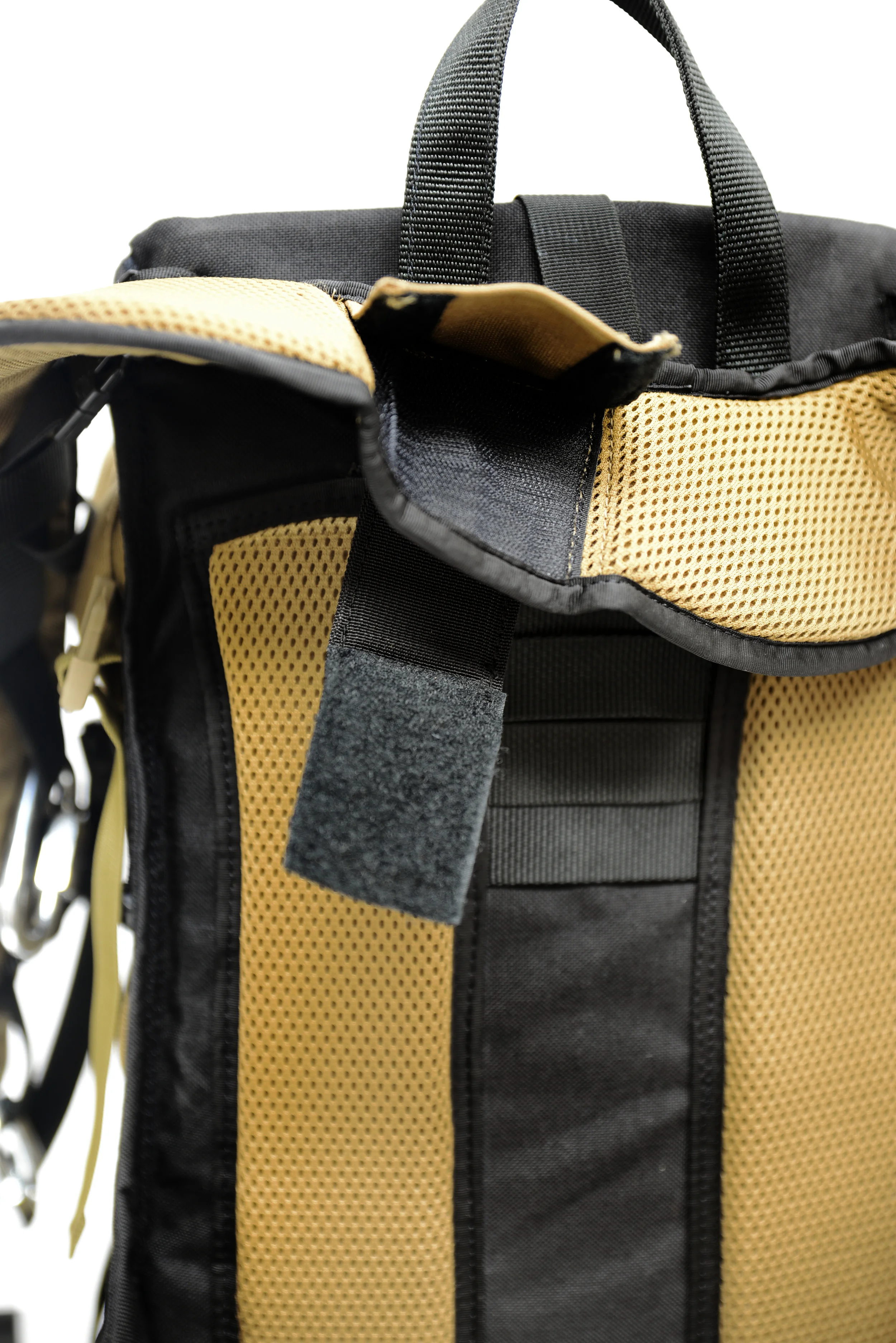 harness adjustment open2.jpg
