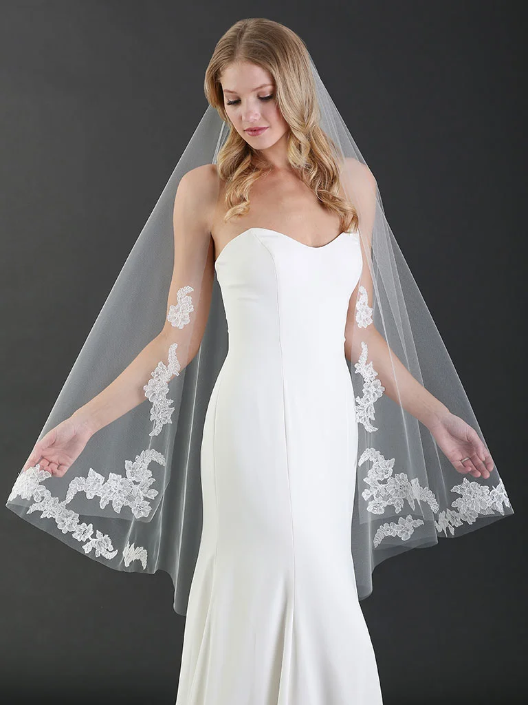 Bel-Aire-Bridal-V7472-3.jpg