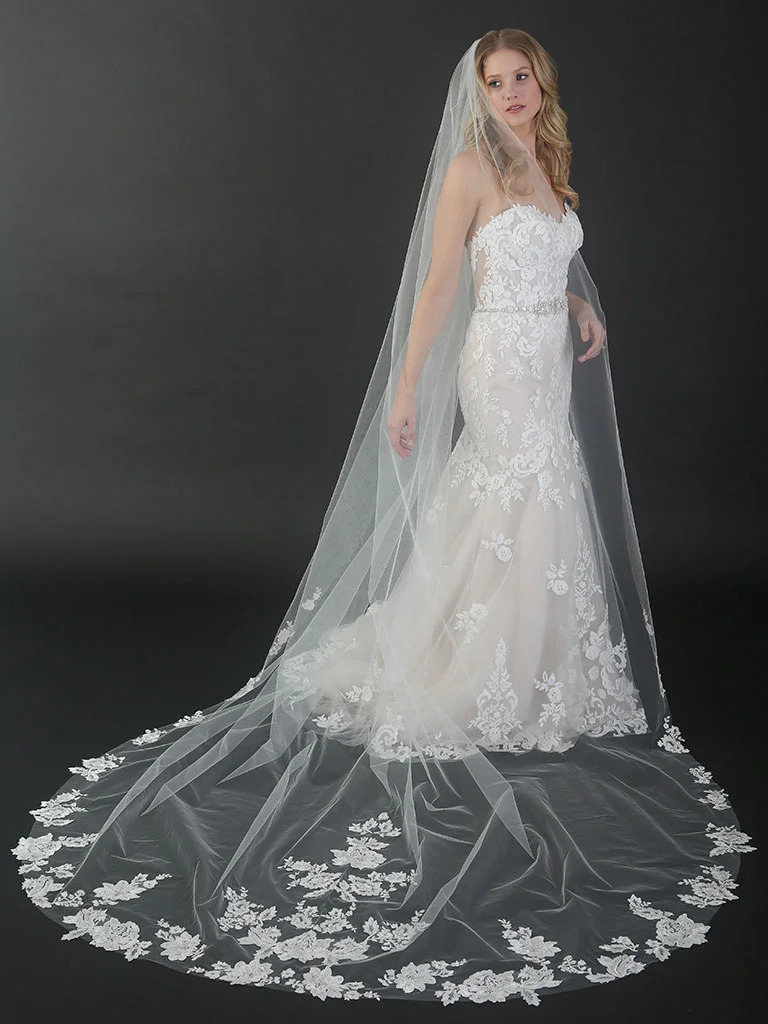 Bel-Aire-Bridal-V7490C.jpg