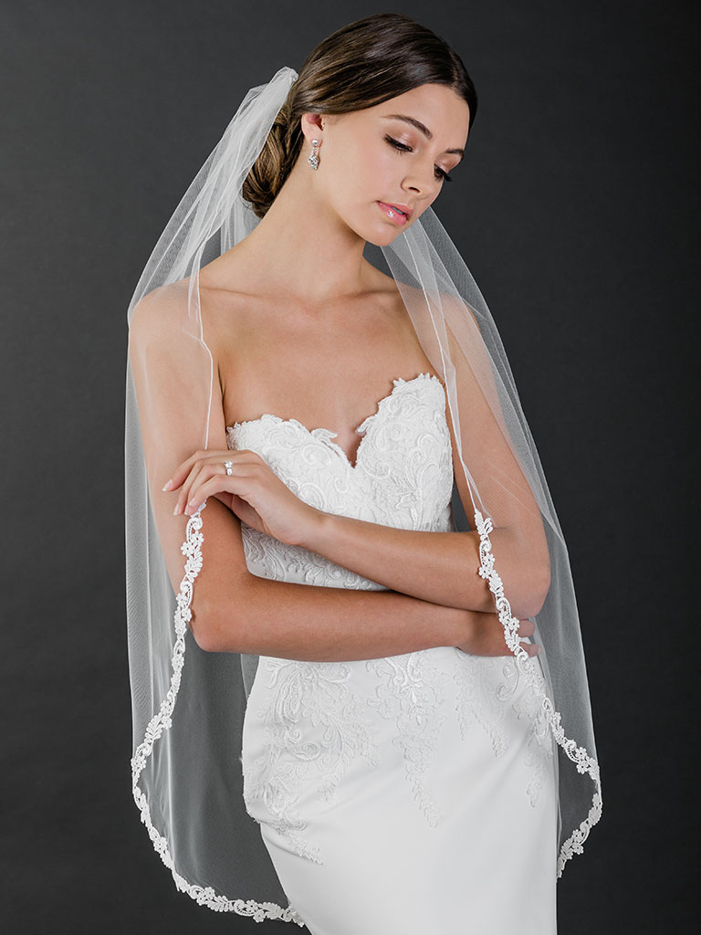 Bel-Aire-Bridal-V7507.jpg