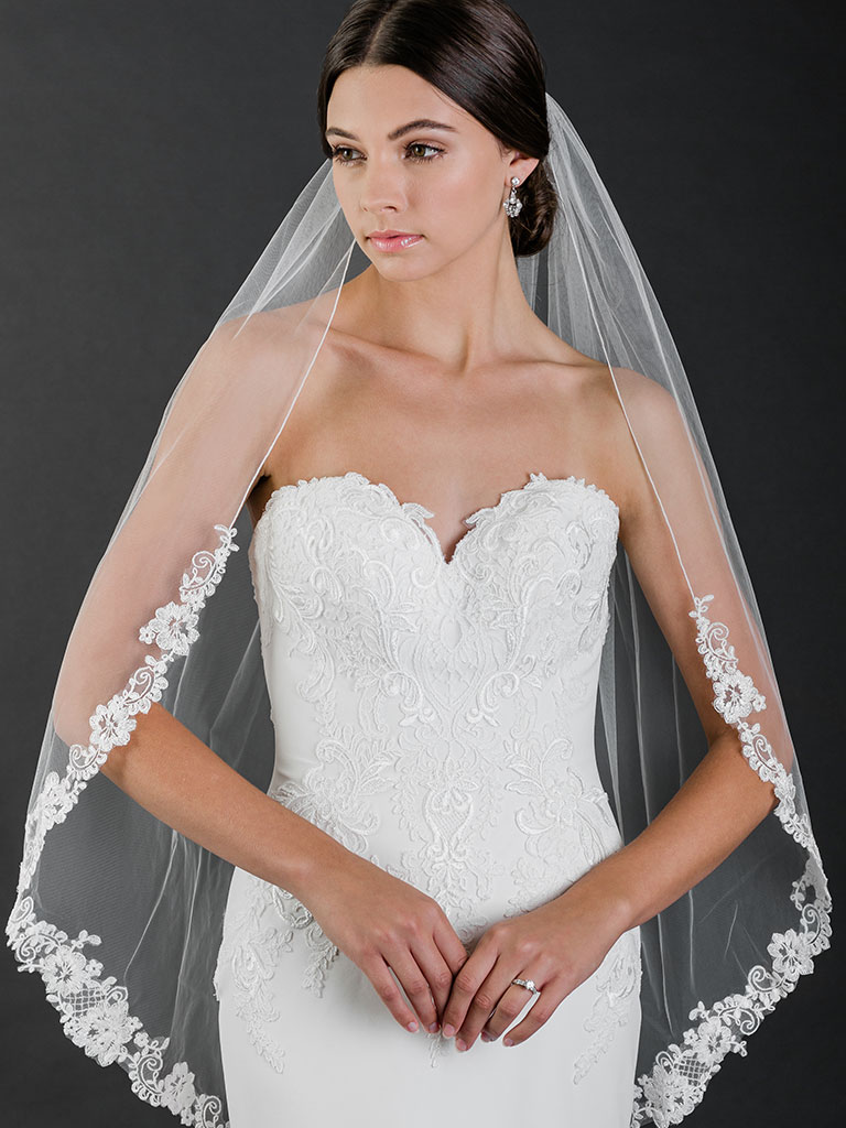 Bel-Aire-Bridal-V7520.jpg