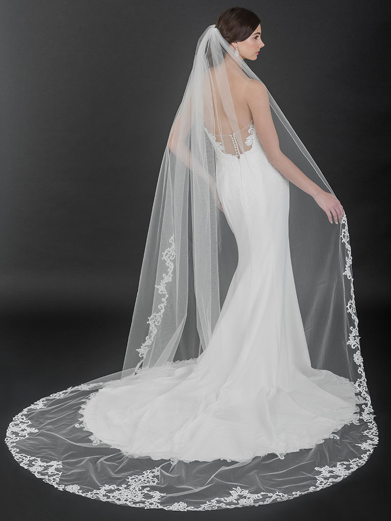 Bel-Aire-Bridal-V7496C.jpg