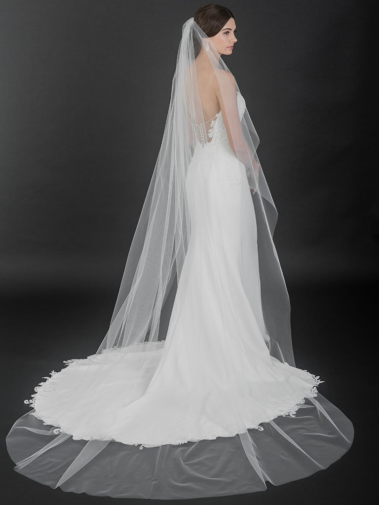 Bel-Aire-Bridal-V7539C-3.jpg