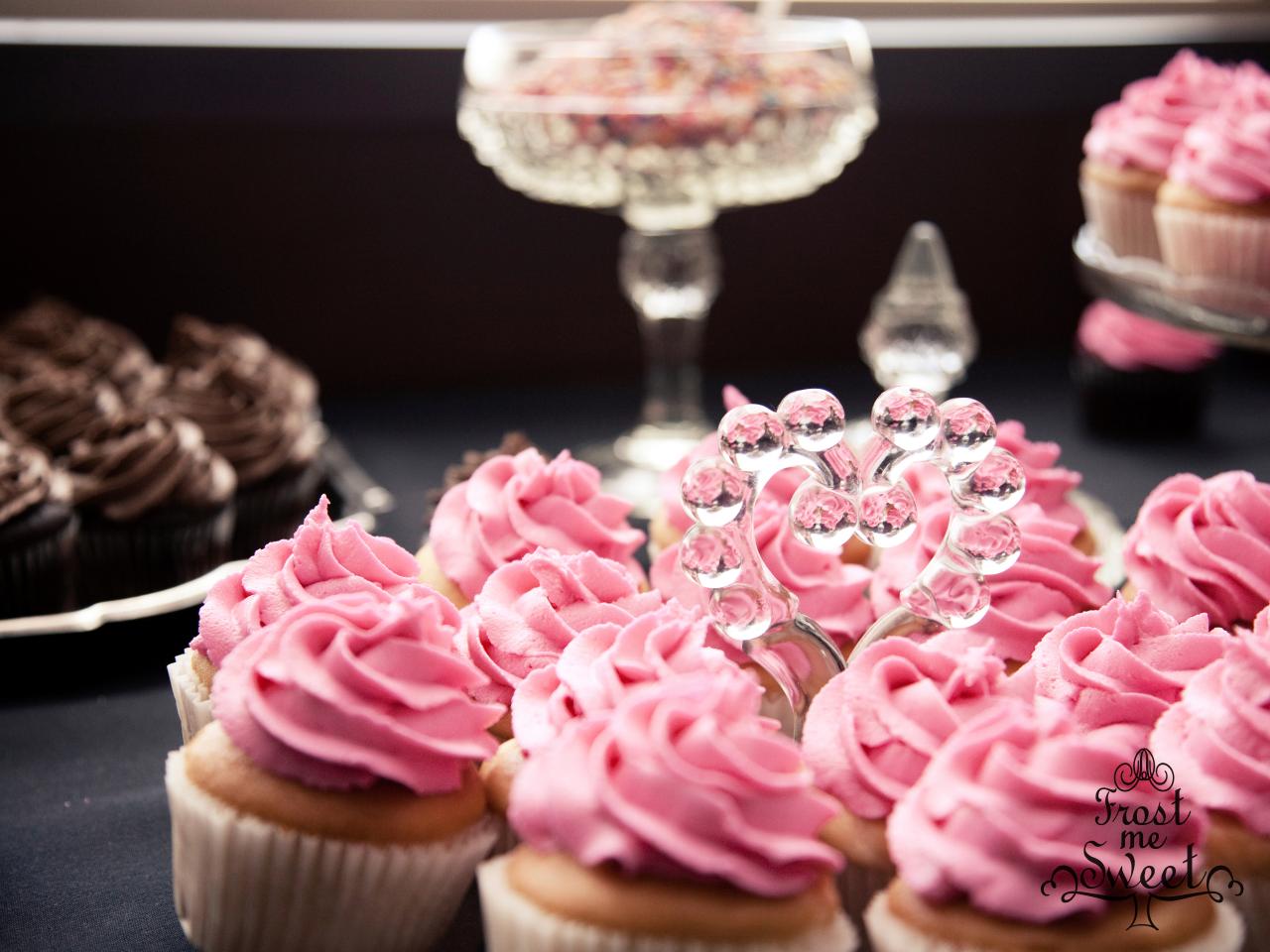 100508Cupcakes4b-print1.152140946_large.jpg