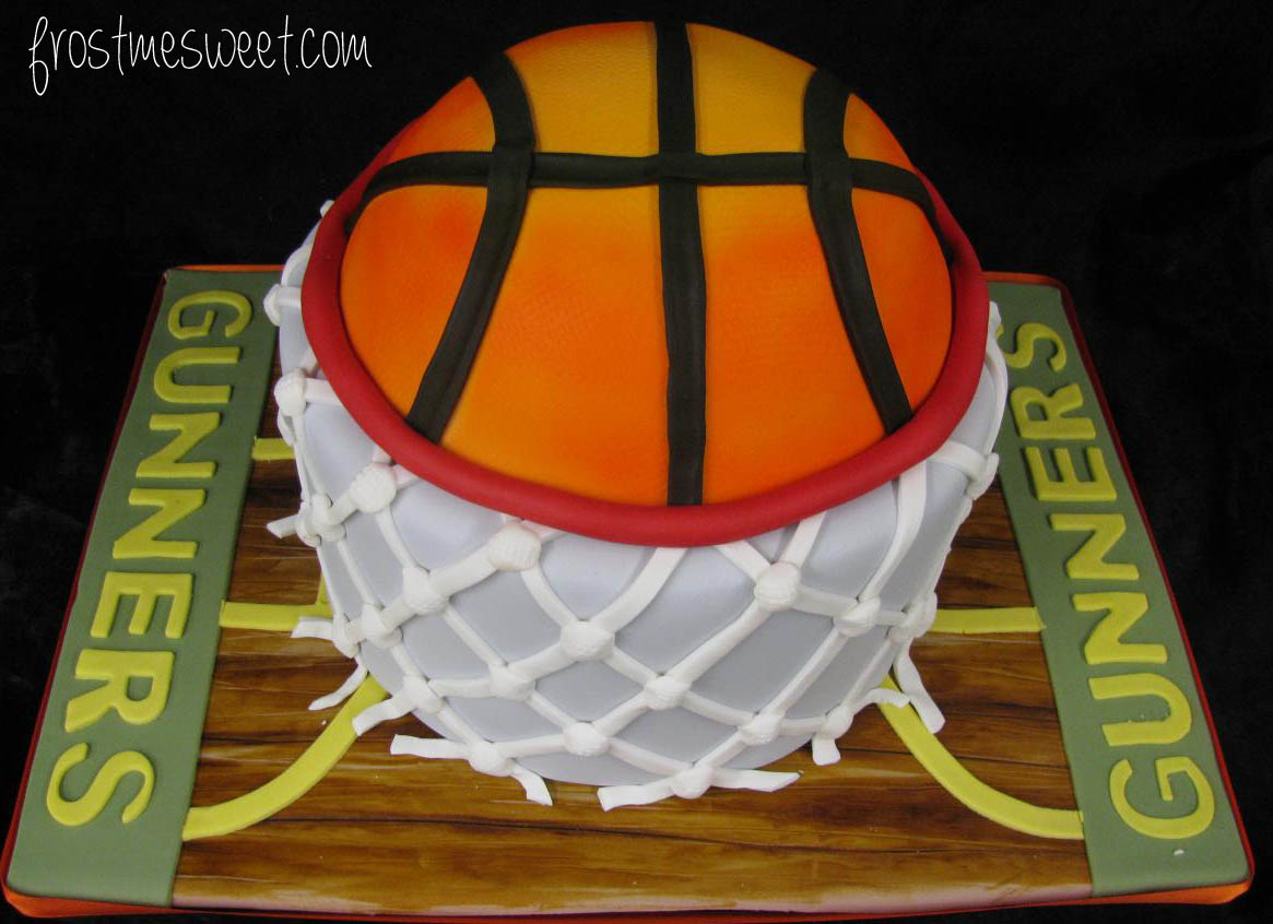 Basketball cake