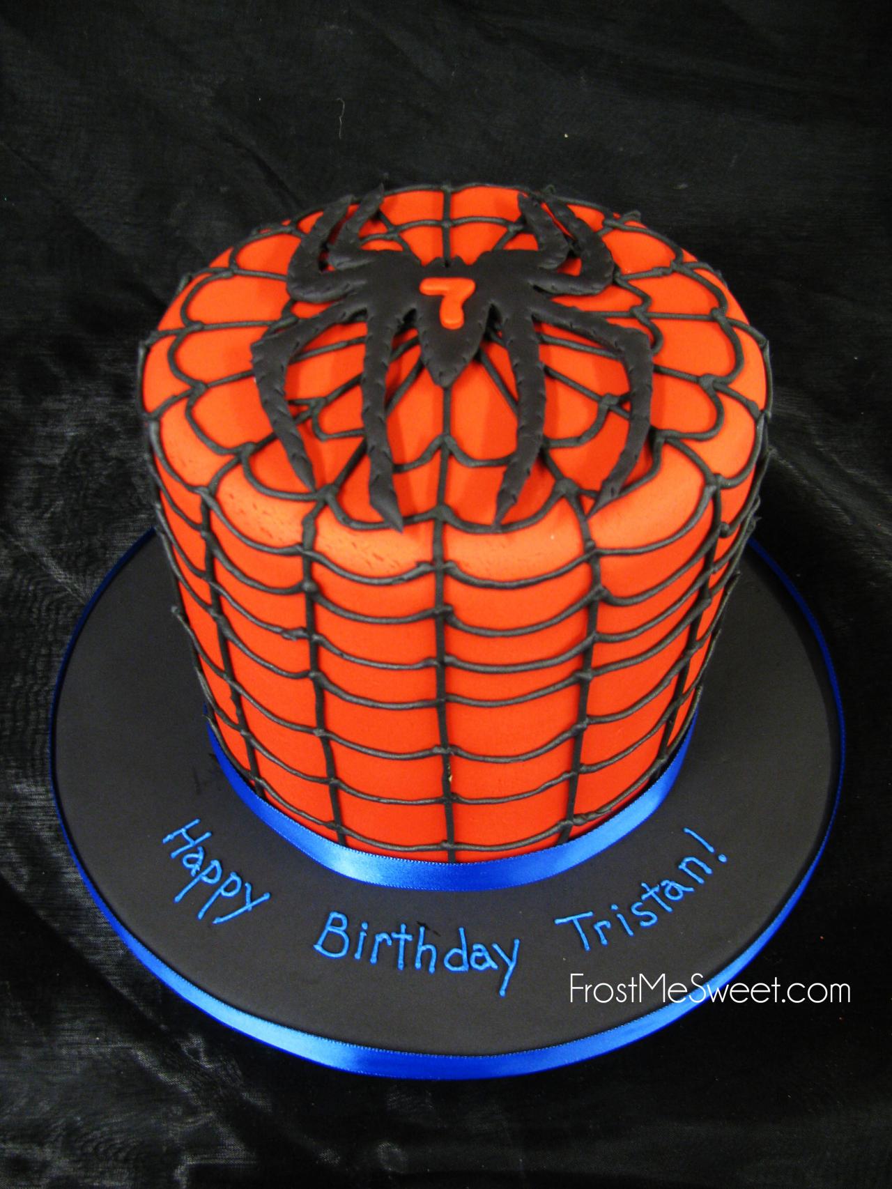 SPiderman cake