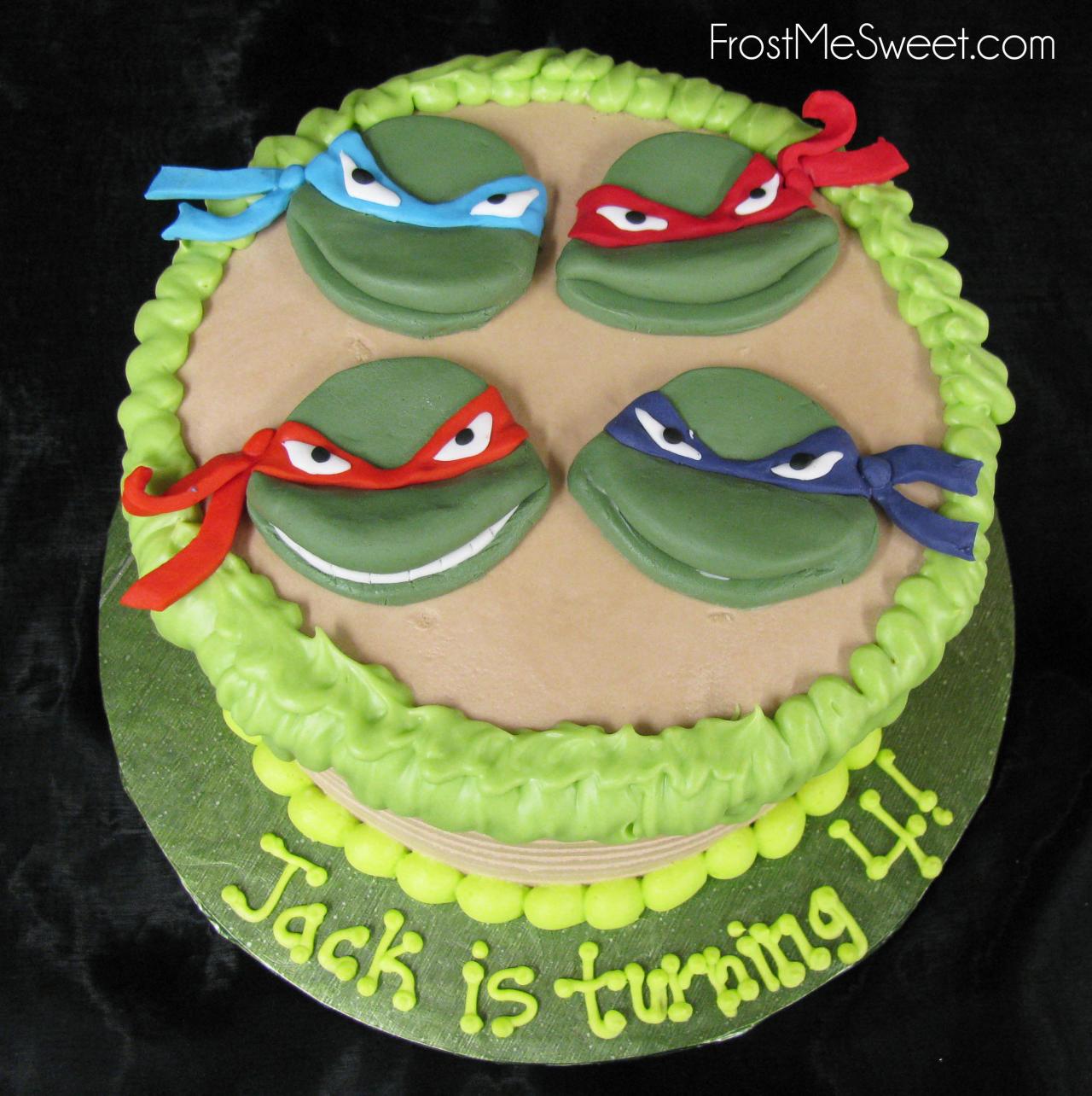 Teenage Mutant Ninja Turtle cake