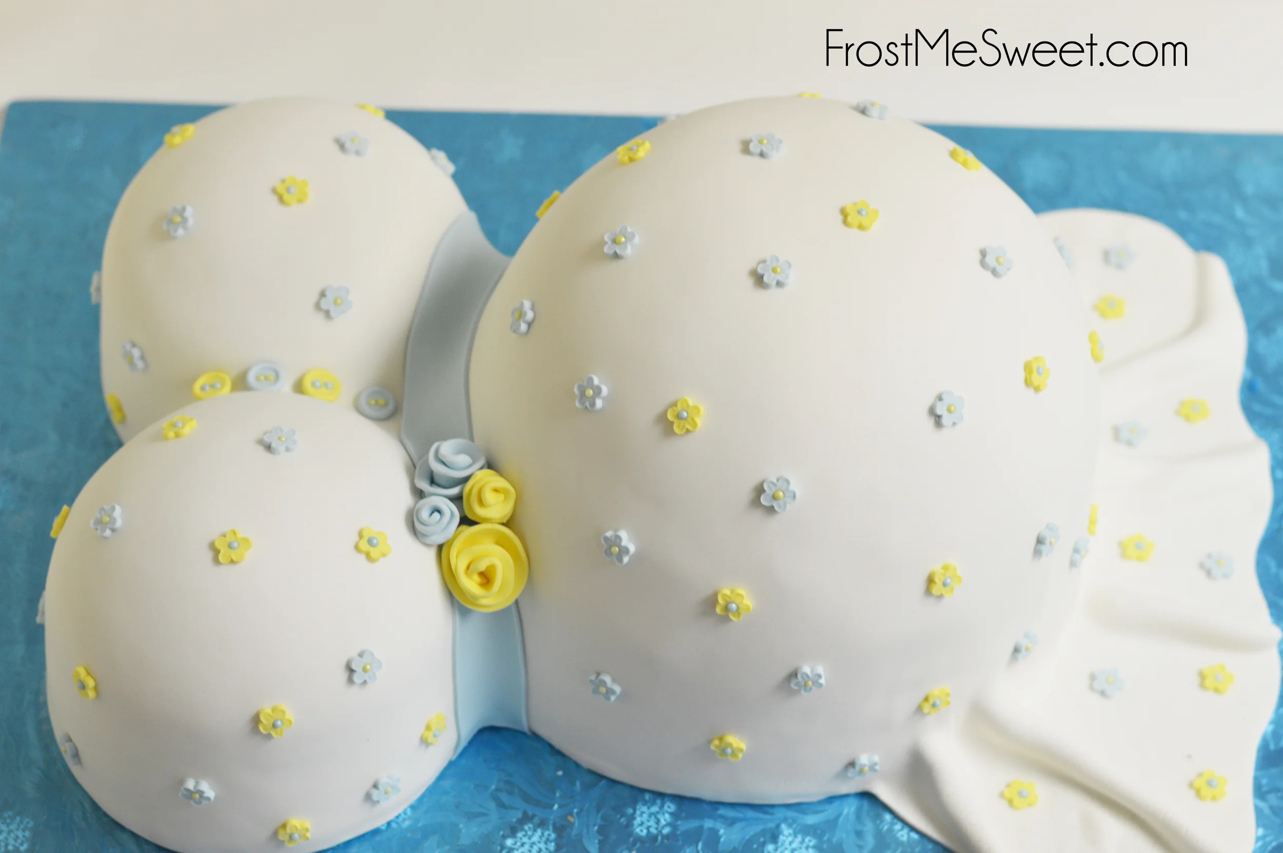 Mama Bally Baby Shower Cake