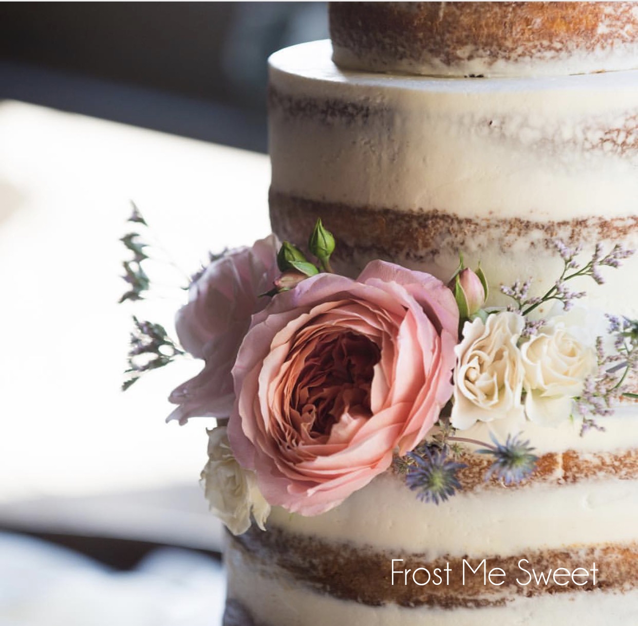 Naked Cake with flowers