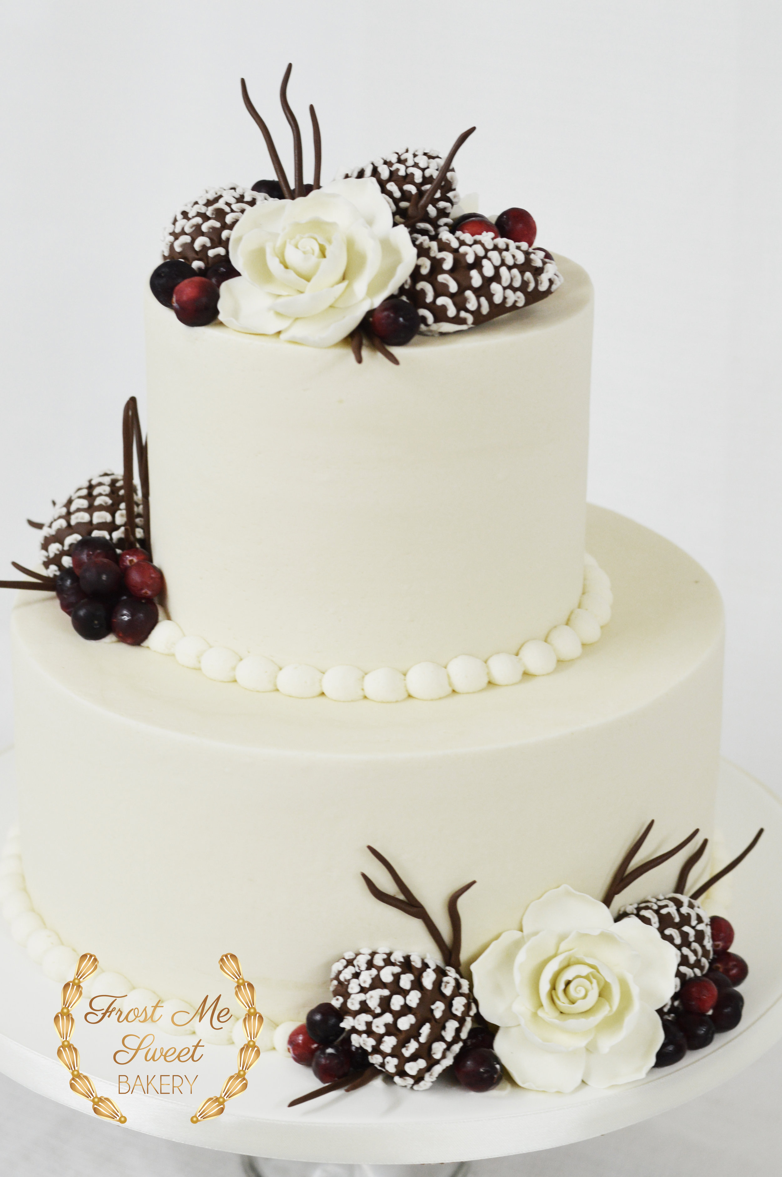 winter wedding cake.jpg