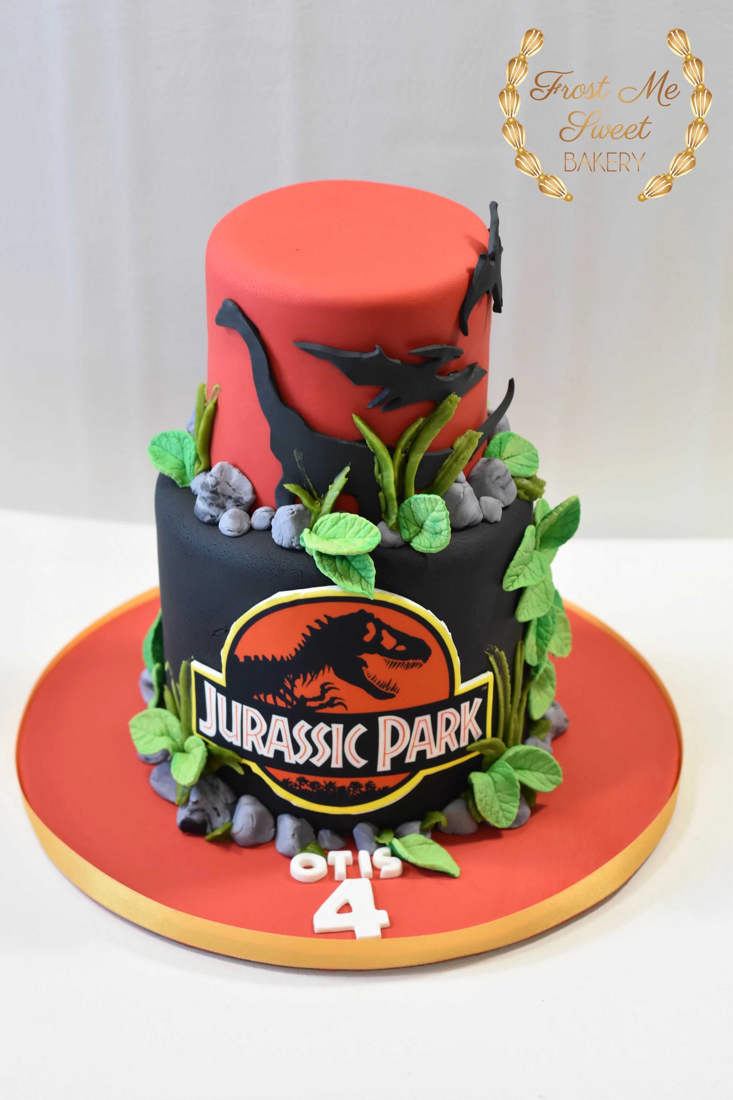 jurassic park 2 tier.jpg