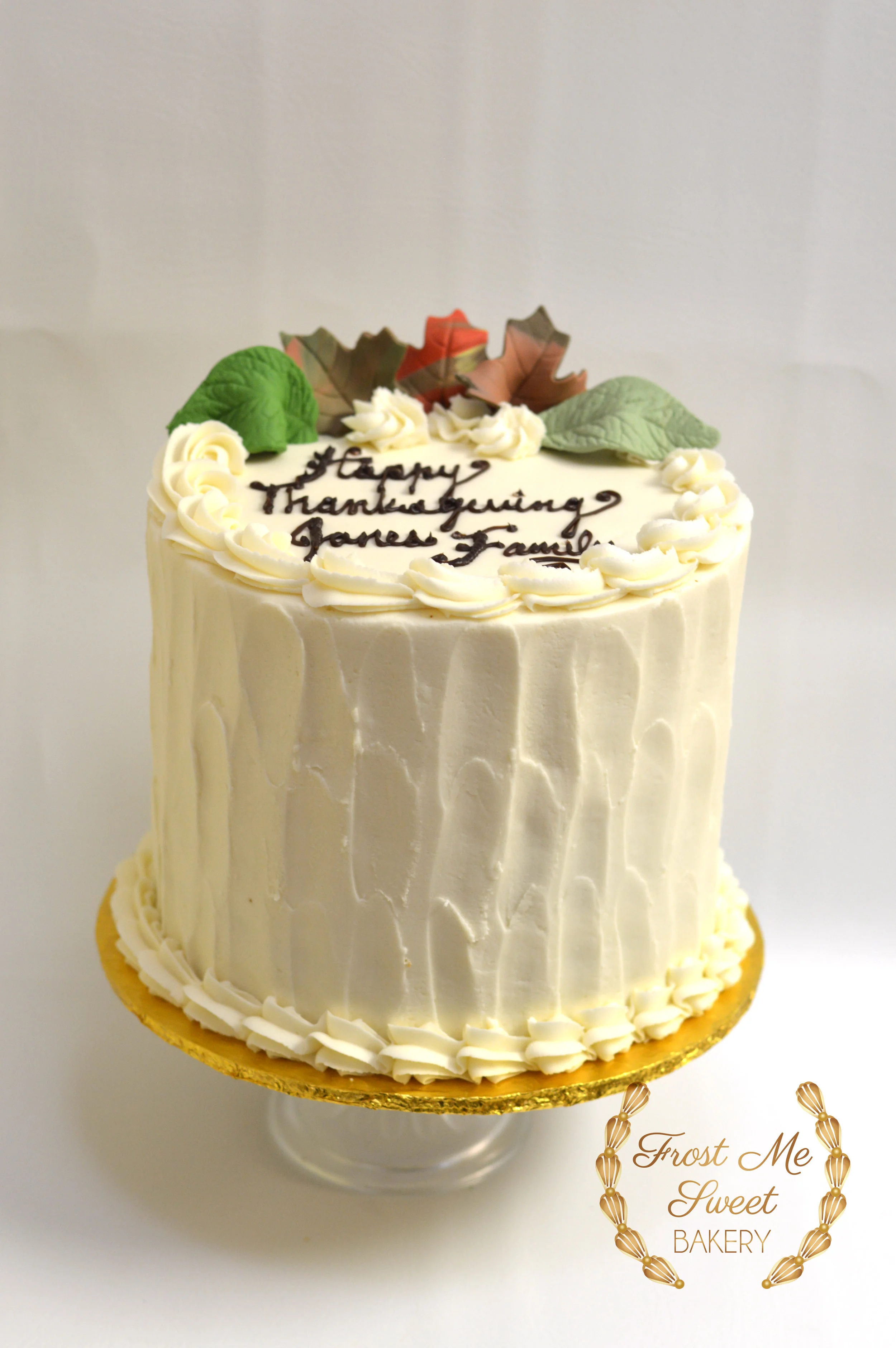 BASIC FALL THEMED CAKE.jpg