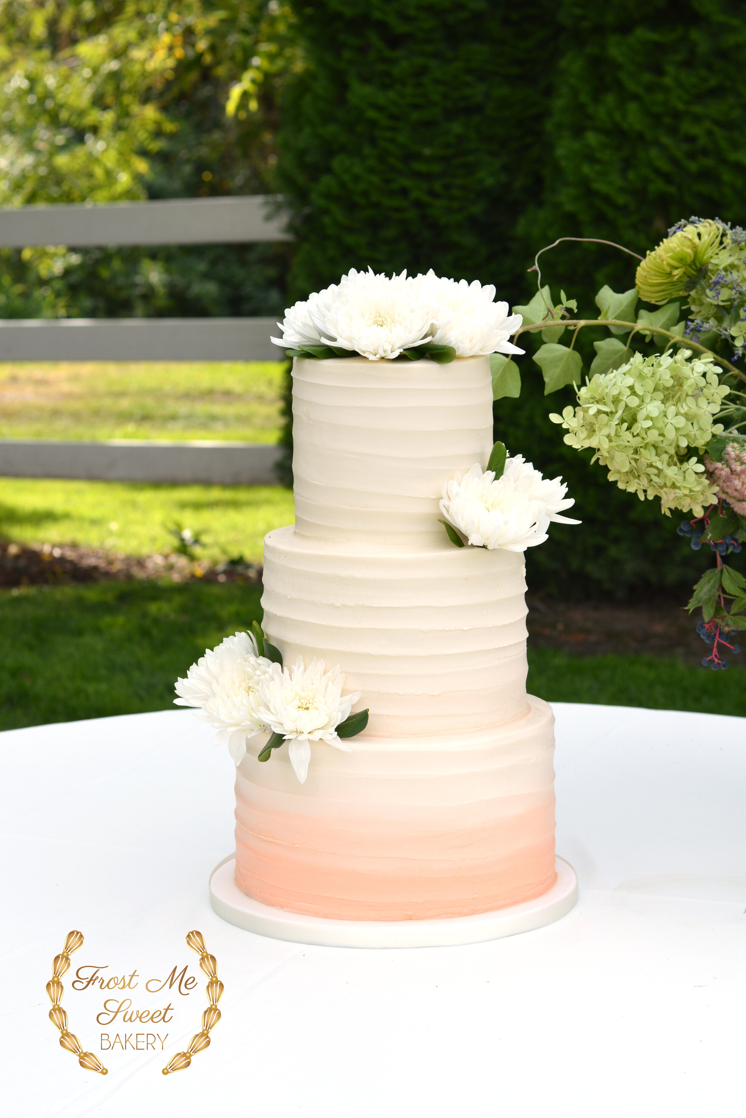 peach ombre horizontal textured buttercream.jpg