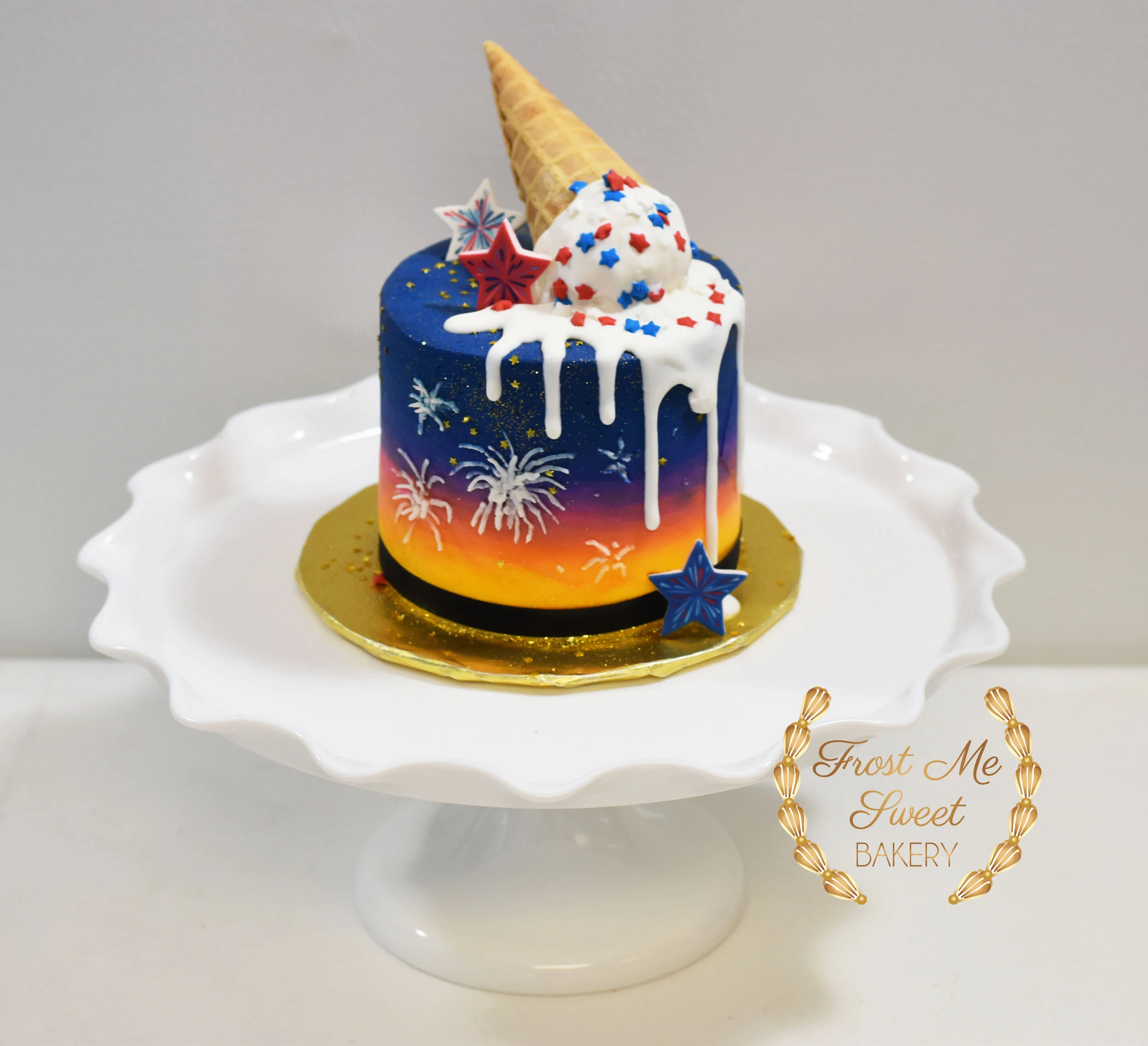 4th of July cake fireworks.jpg