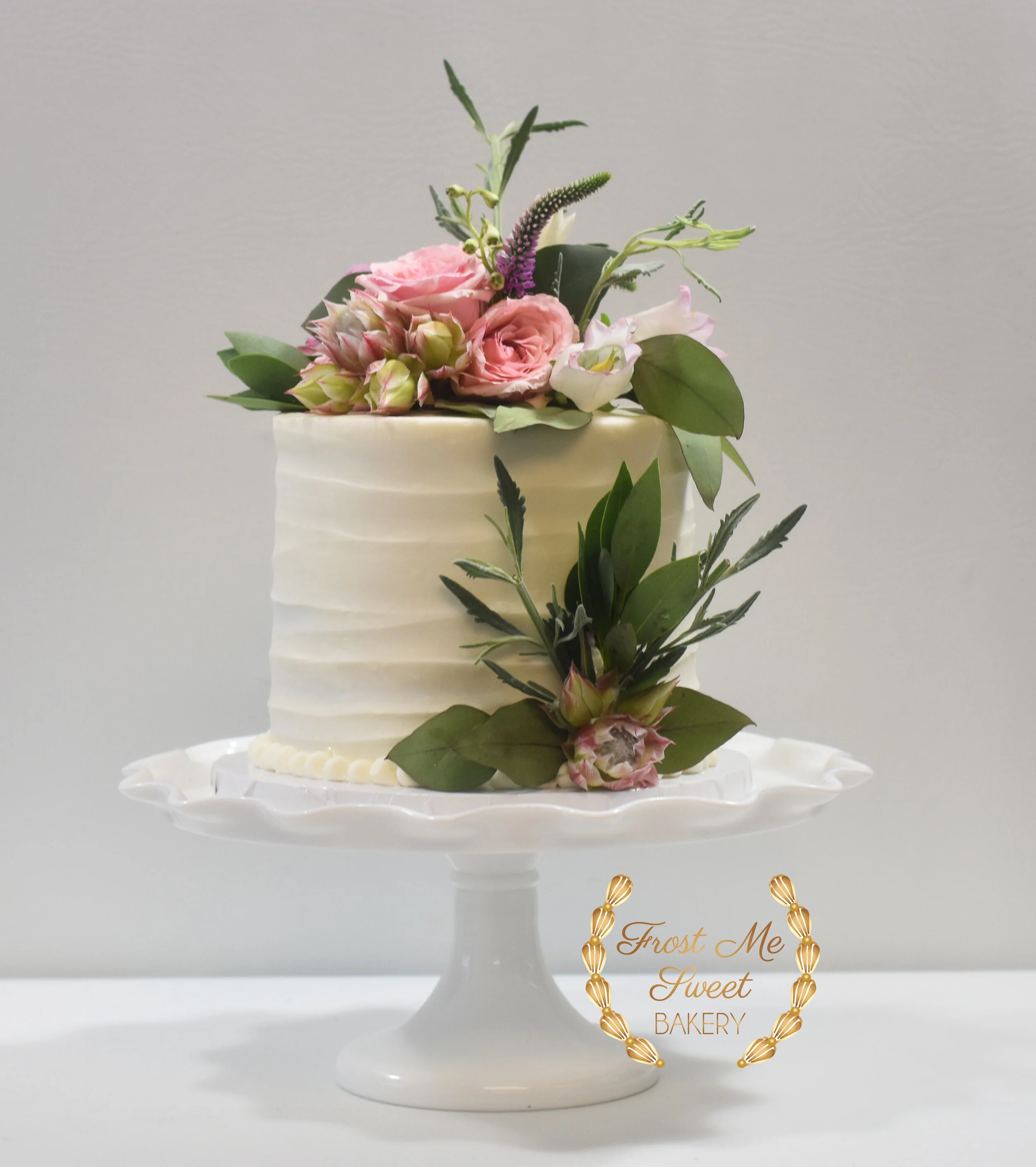 wide htb with fresh flowers.jpg