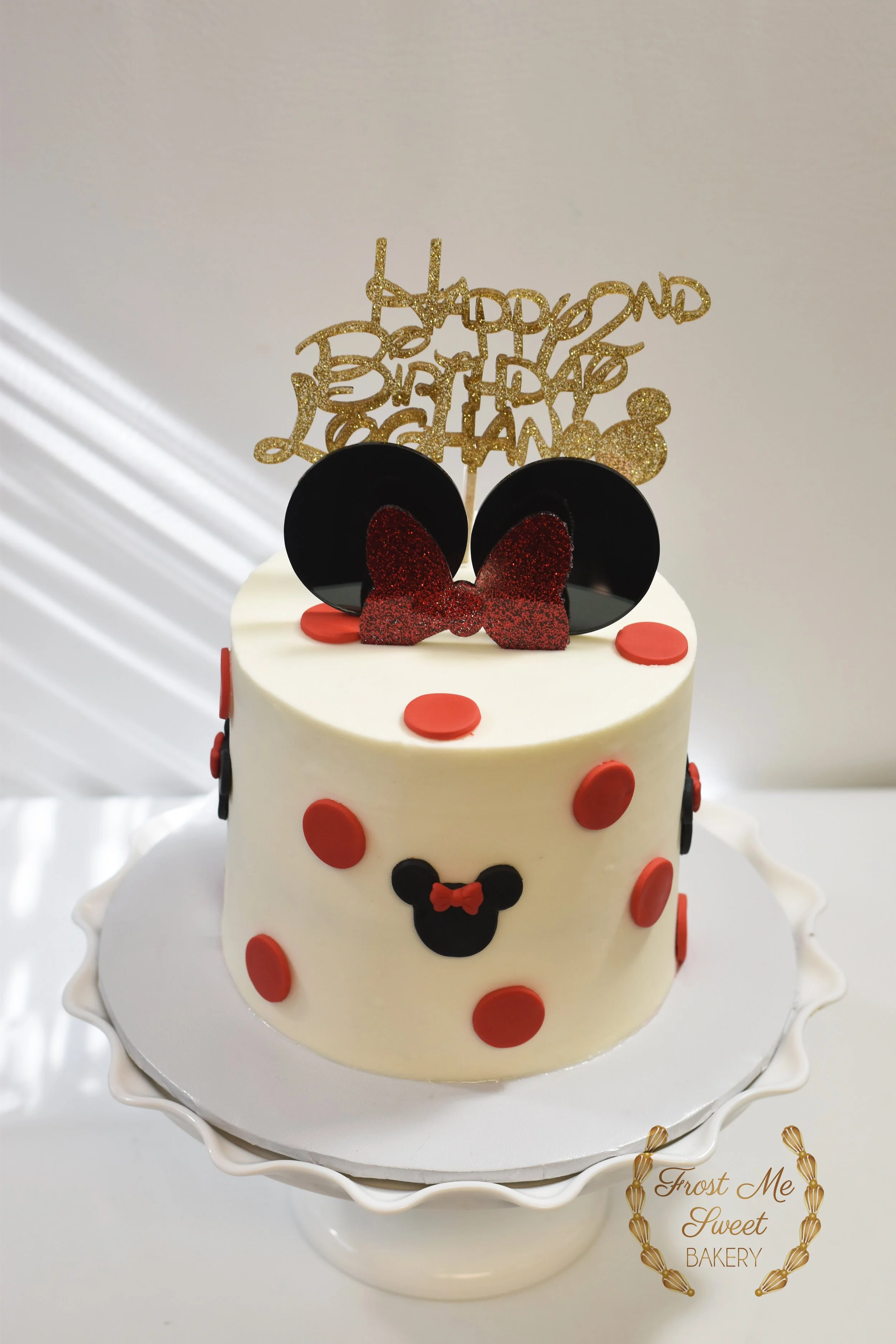 minnie mouse cake.jpg