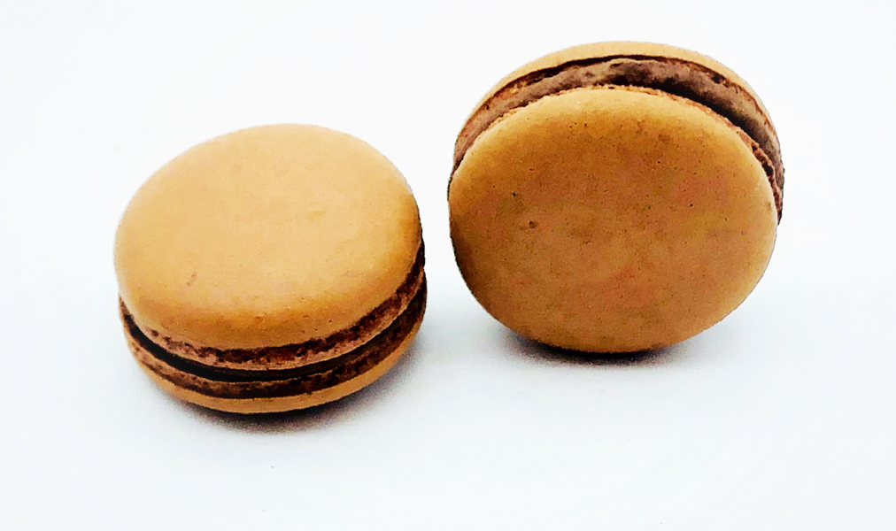 vegan chocolate macarons.png
