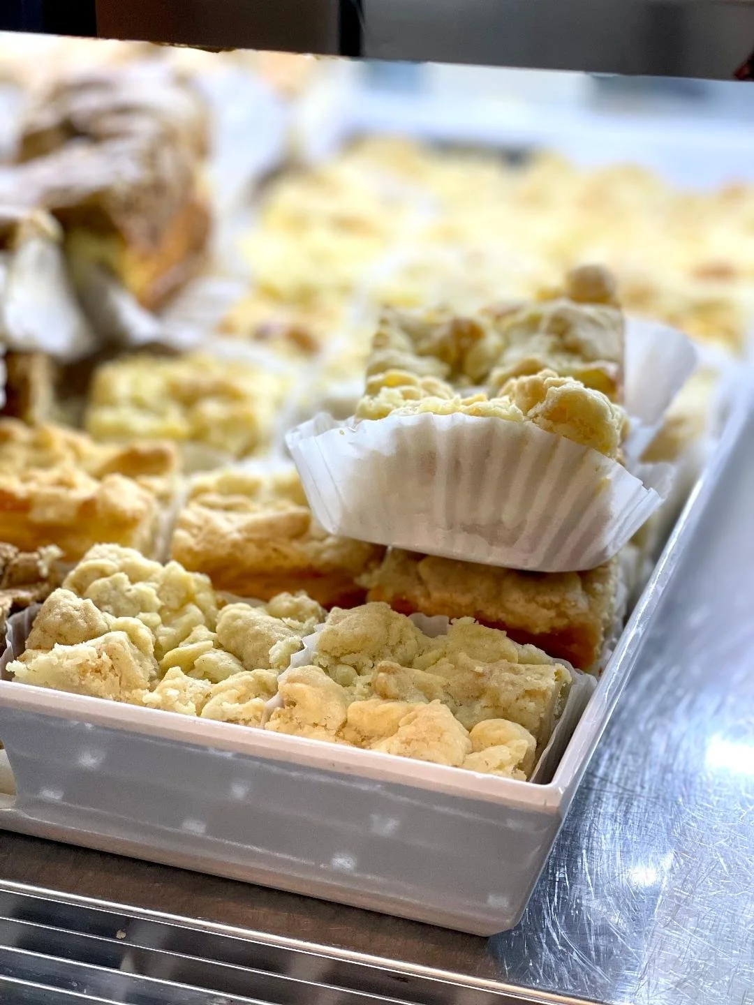 lemon cheesecake bars.jpg