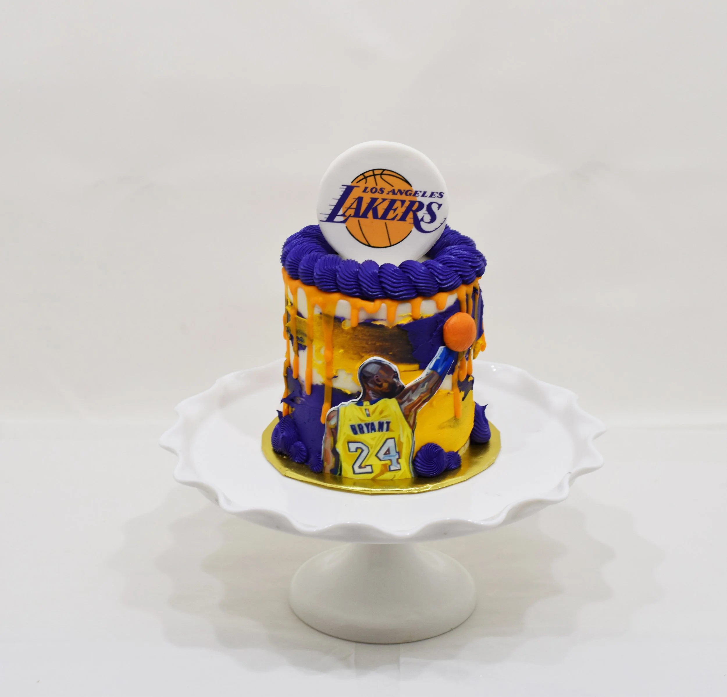 lakers cake.jpg