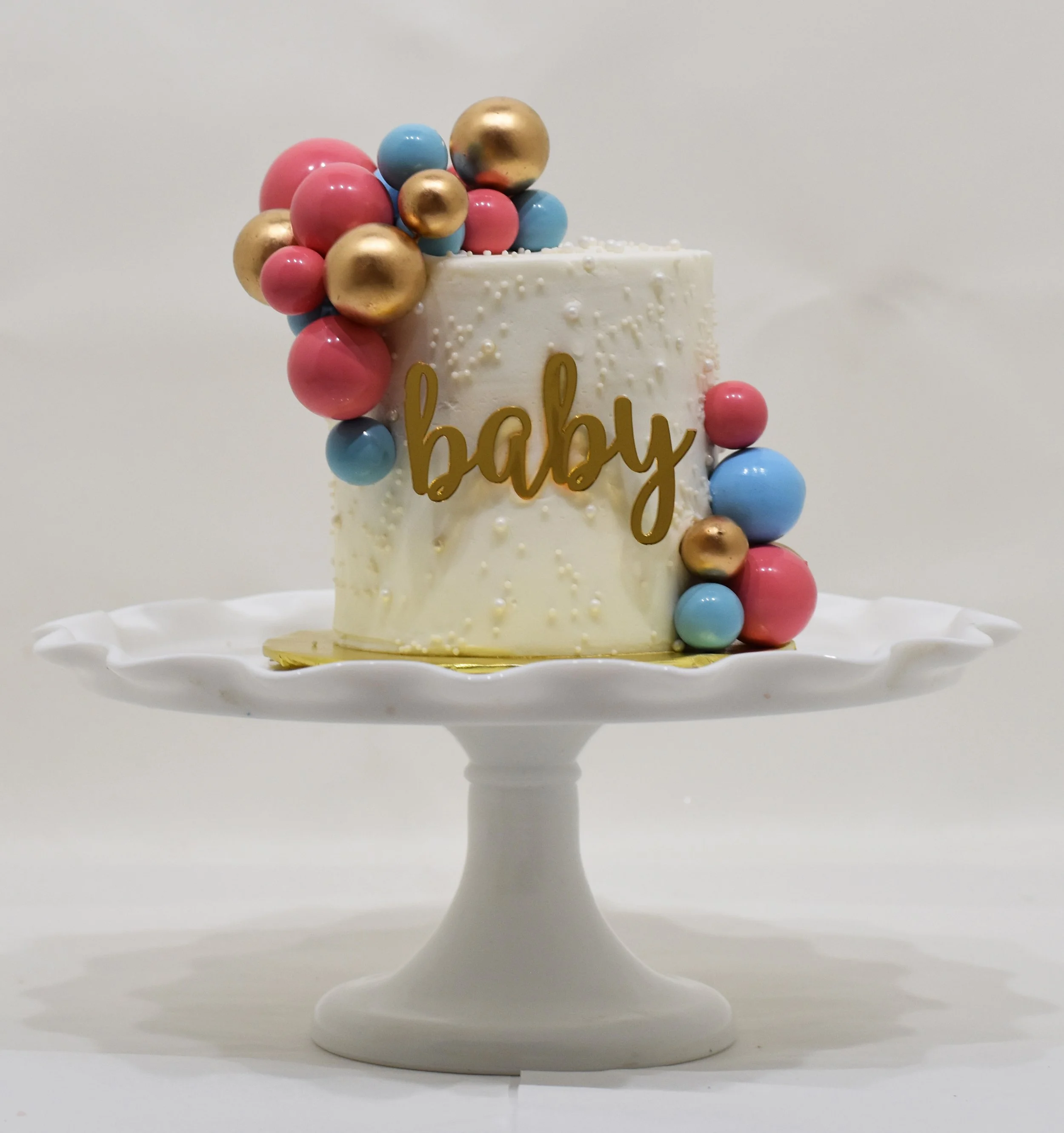 gender reveal cake 2-WEB.jpg