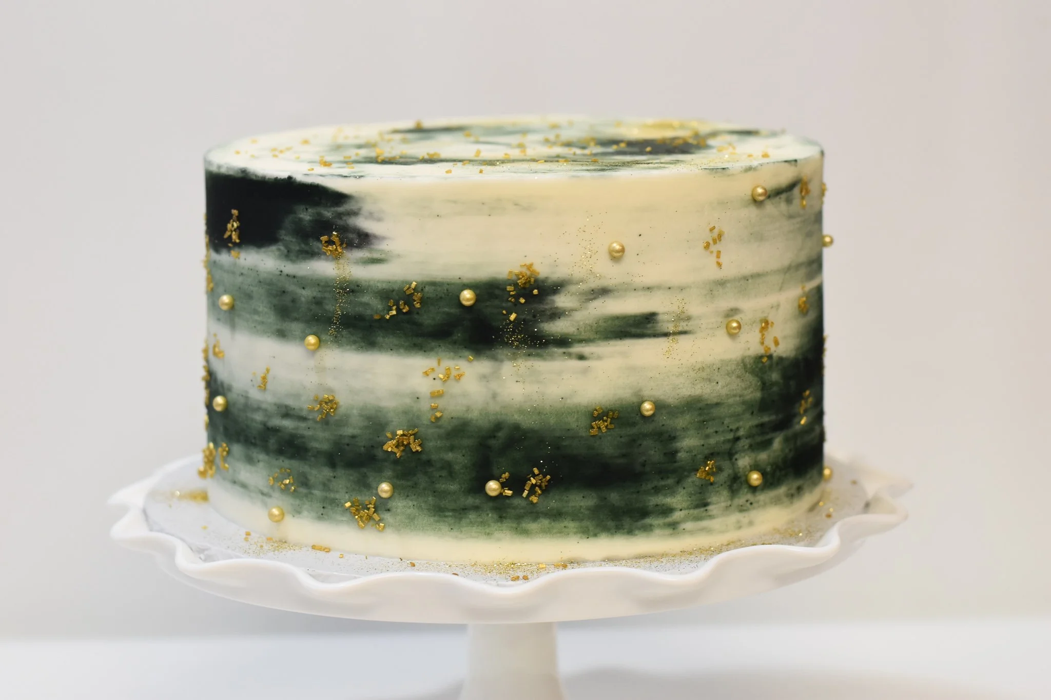 black and white watercolor cake.jpg