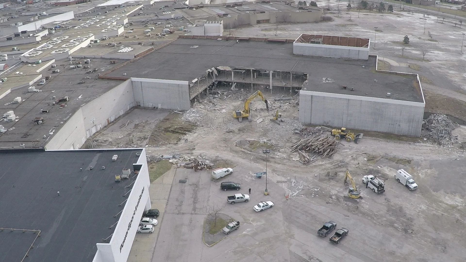 Randall Park Mall Aerial Agents 5.jpg