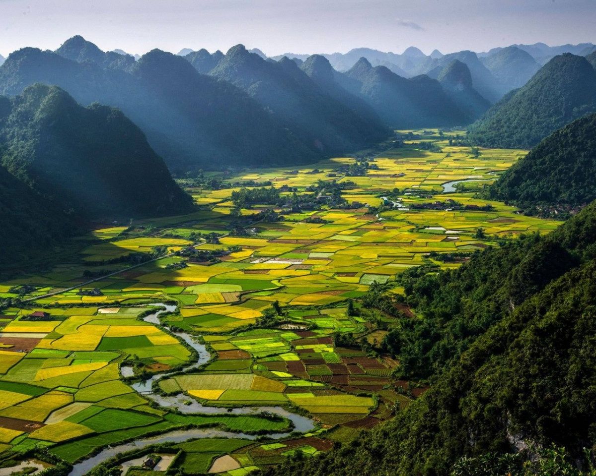 Bac Son Valley, Vietnam A rural area in Vietnam's northeast, this lowland is a heavenly quilt of rice paddies. ( via )