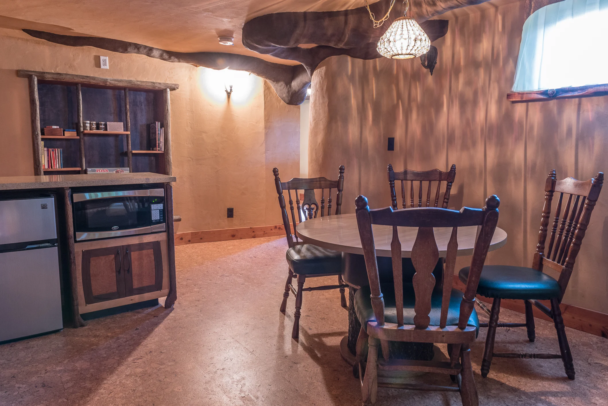 1534 SE 40th-Hobbit Hole-16(1).jpg