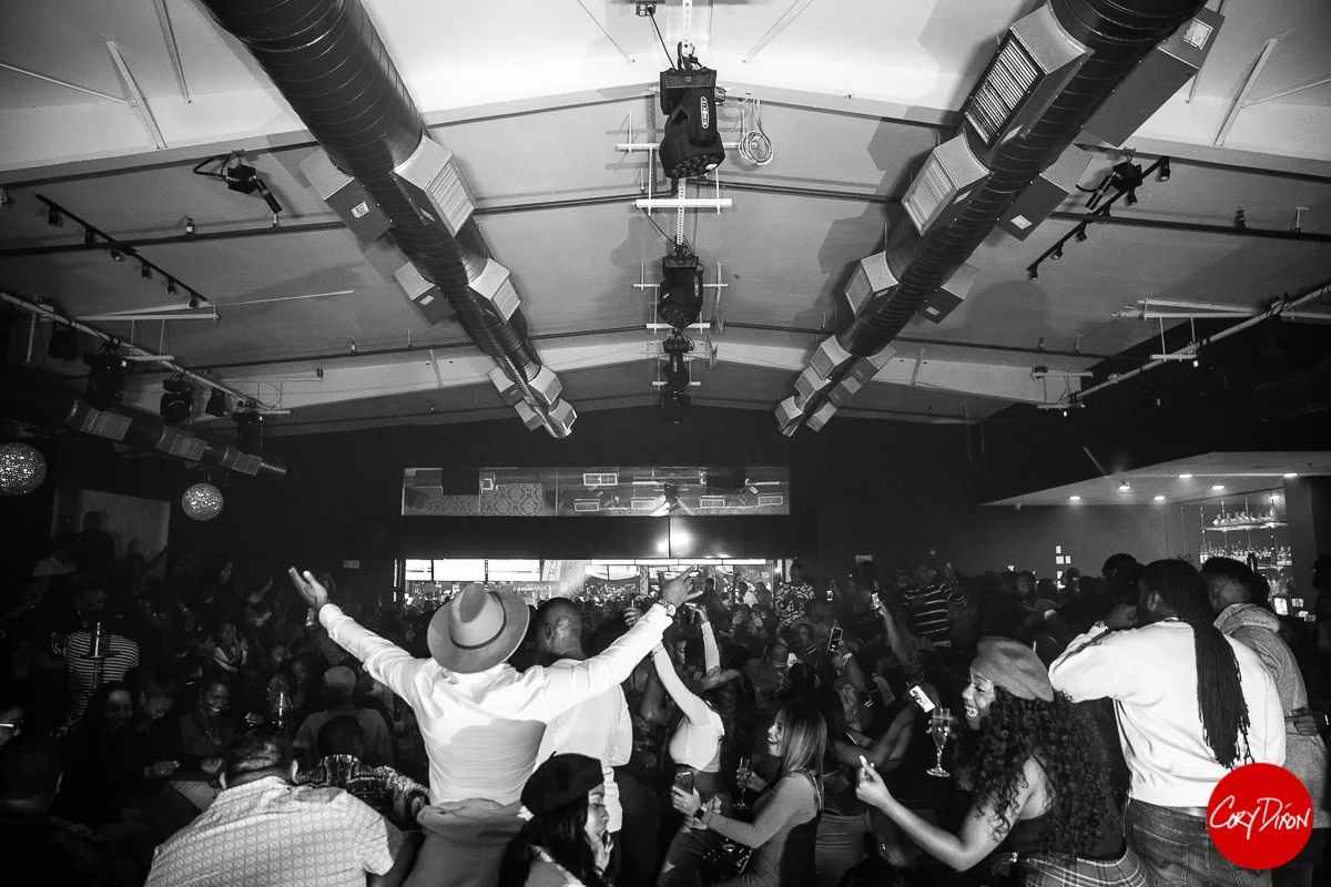 pvhc2k180641.jpg