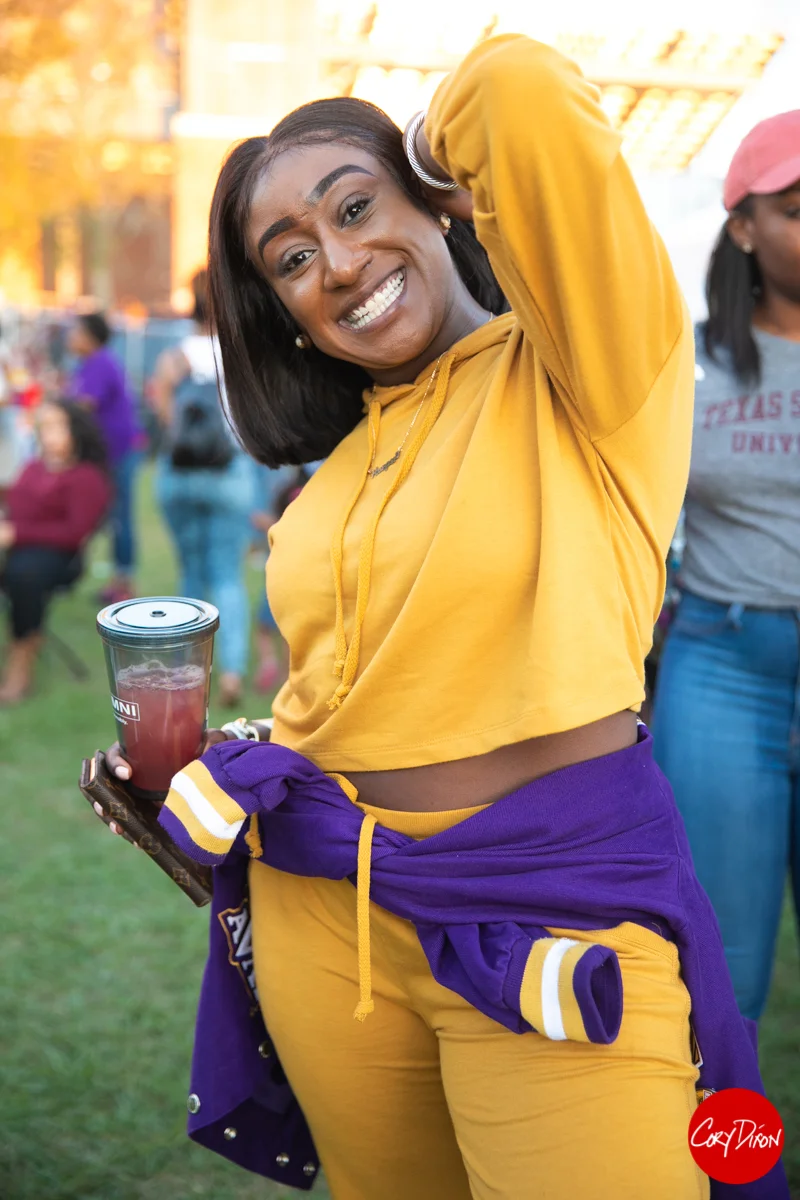 tailgate180186.jpg