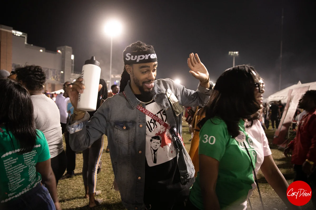 tailgate180407.jpg