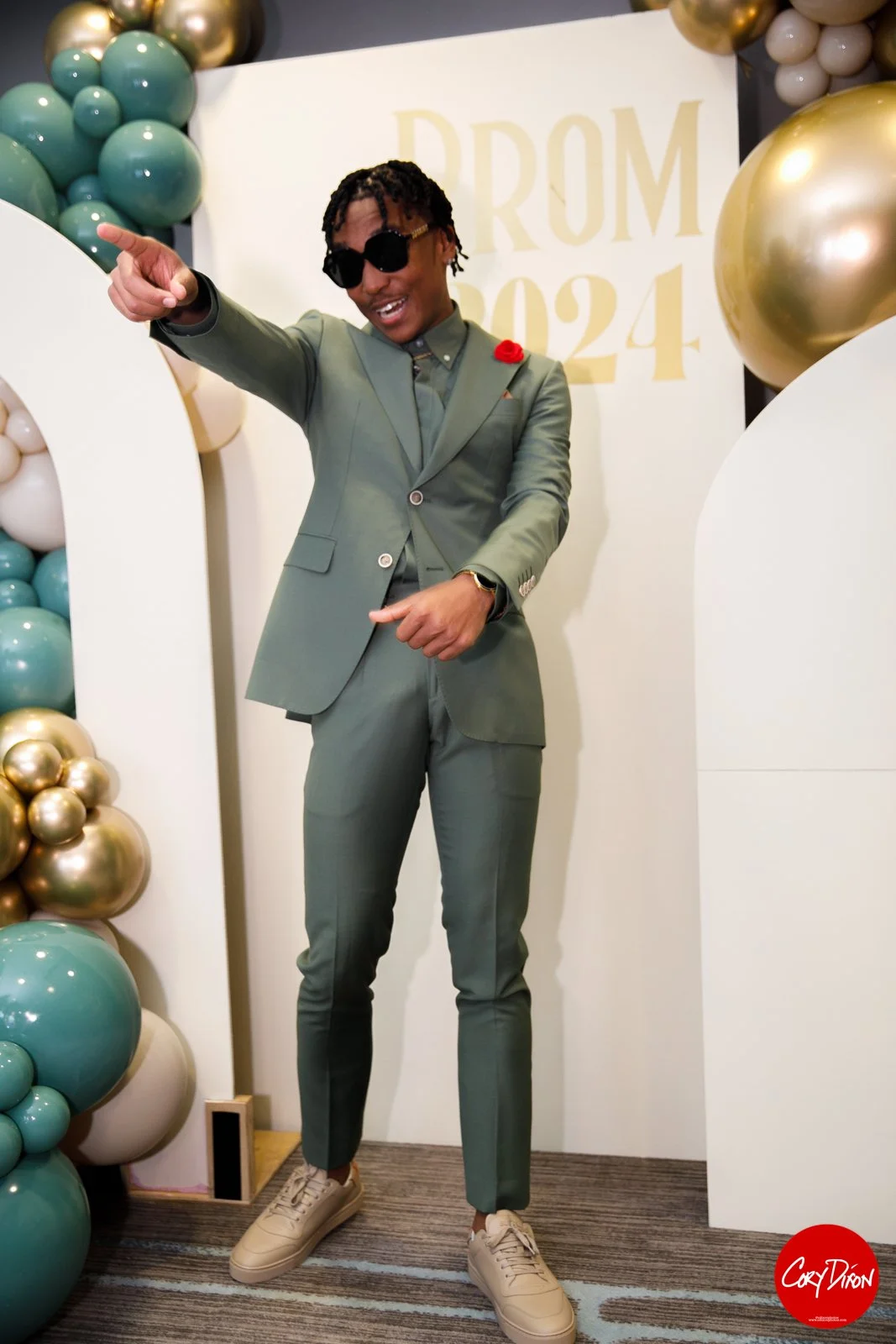 jeremiahprom0176.jpg