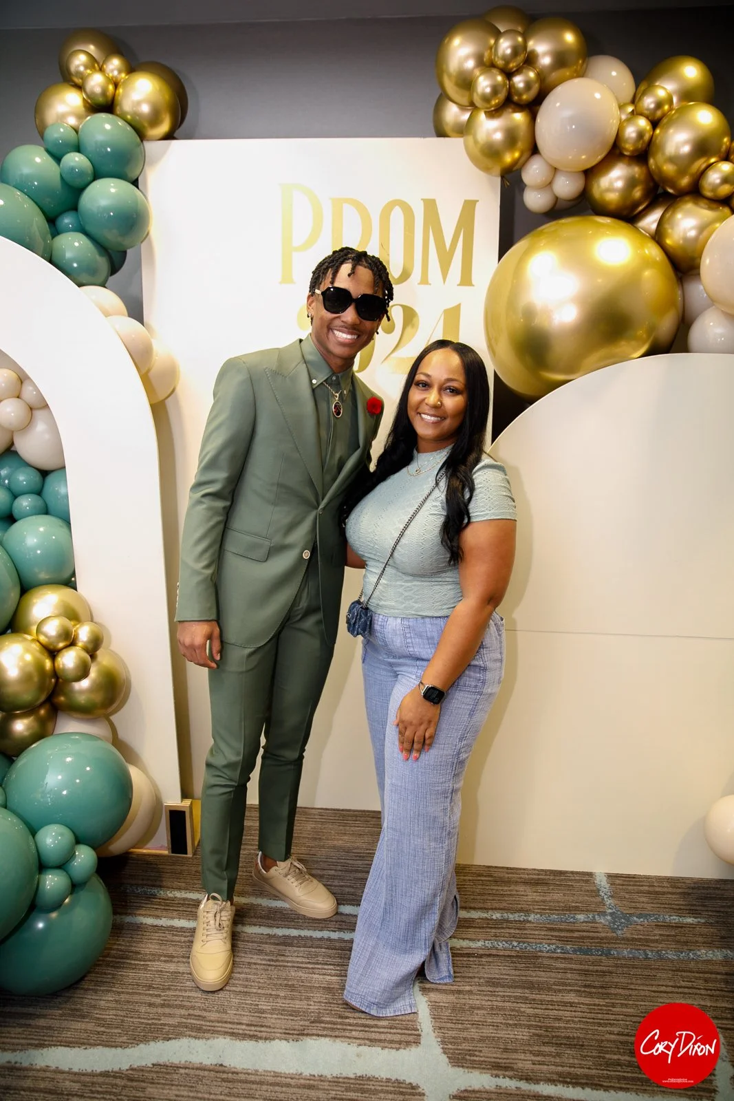 jeremiahprom0195.jpg