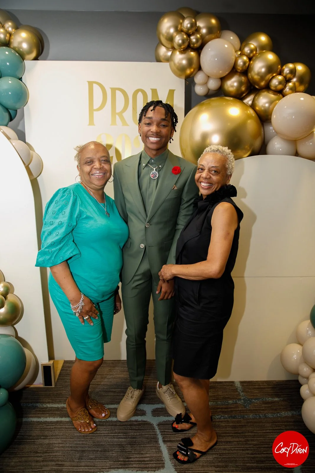 jeremiahprom0245.jpg