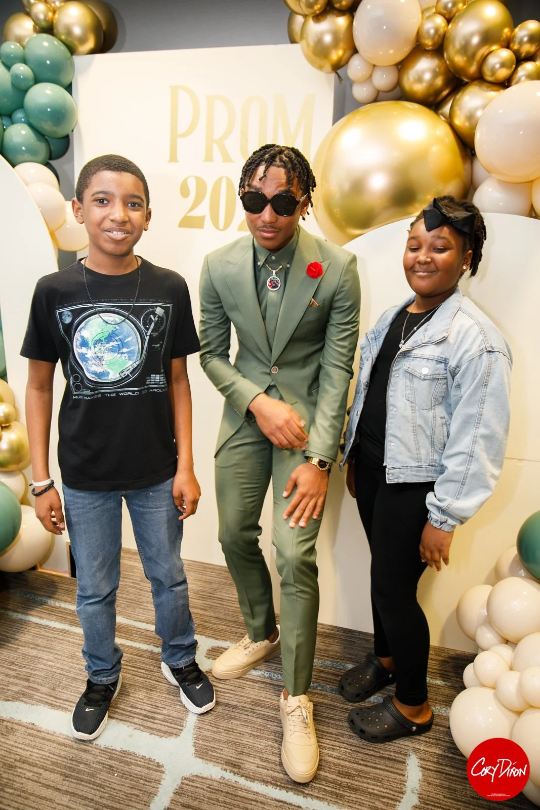 jeremiahprom0296.jpg