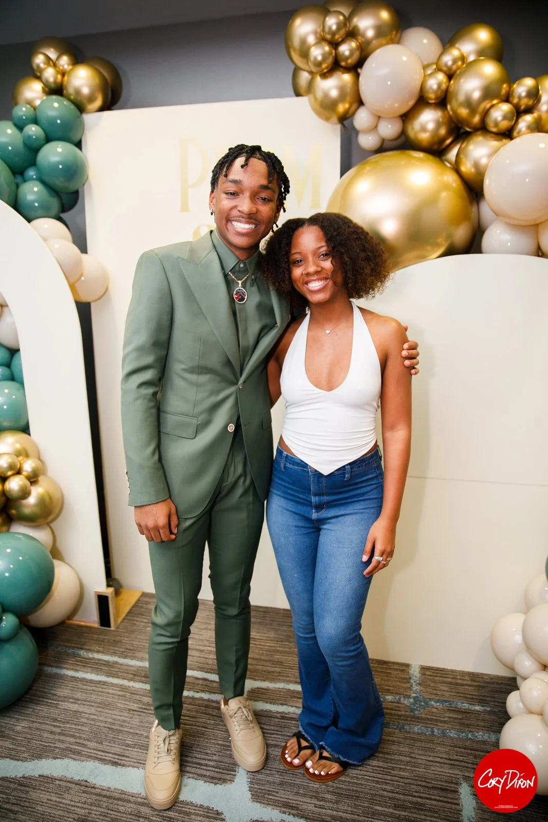 jeremiahprom0446.jpg