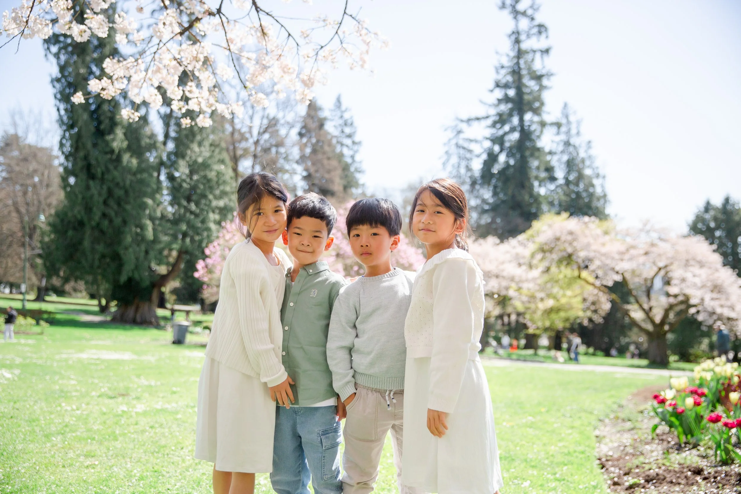 Tee-Rachel-Family-Spring-Mini-2025-3.jpg