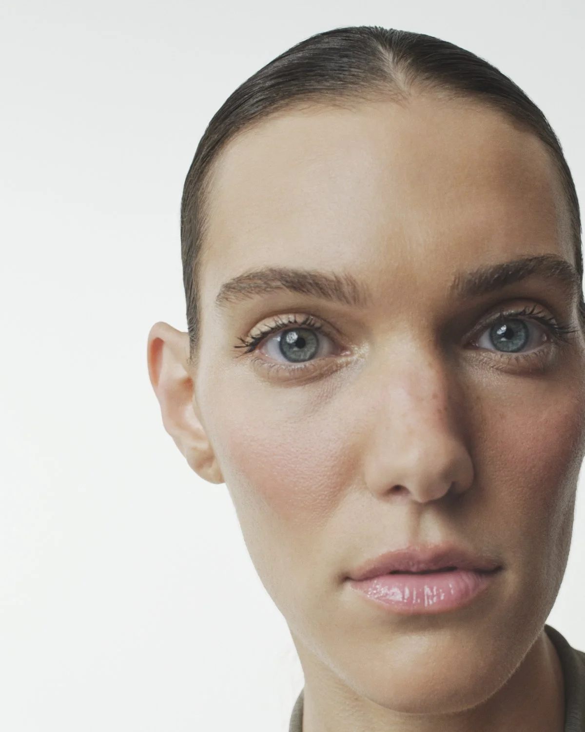 2025-06-23_L'ORÉALxCHARLOTTE CARDIN20598.jpg