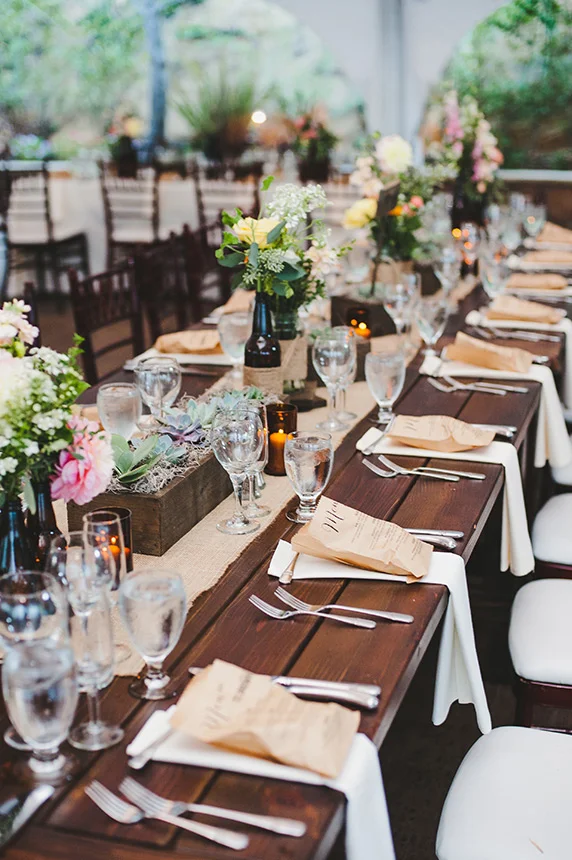table-gallery-brown-vert-04.jpg