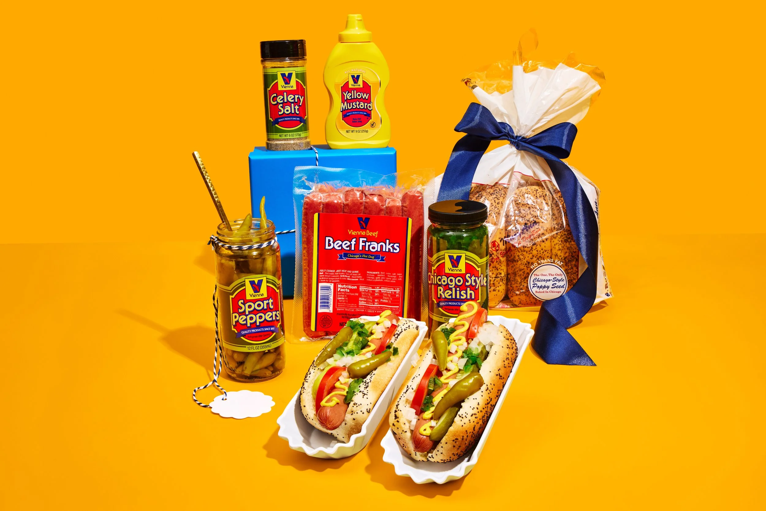 241030_GoldBelly_27_ViennaHotDogs_ChicagoStyleChiliDog-2488-MAIN-Vertical-V2_STACKED.jpg