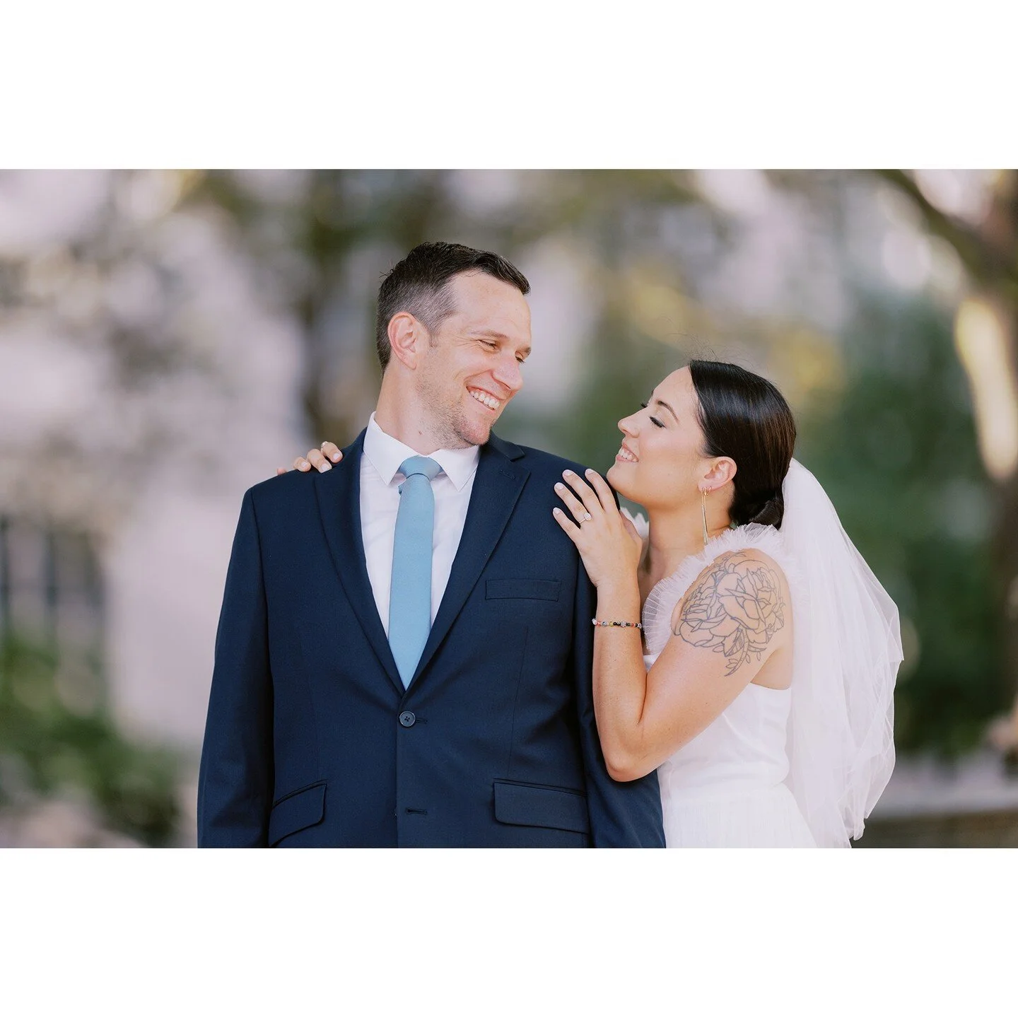 &quot;...when you poured out your heart, I didn't waste it. 'Cause there's nothing like your love..&quot; @chrisstapleton 
.
.
.
#chikephotography #ctphotographer #ctweddingphotographer #nycphotographer #nycweddingphotographer
 #brideandgroom #massac