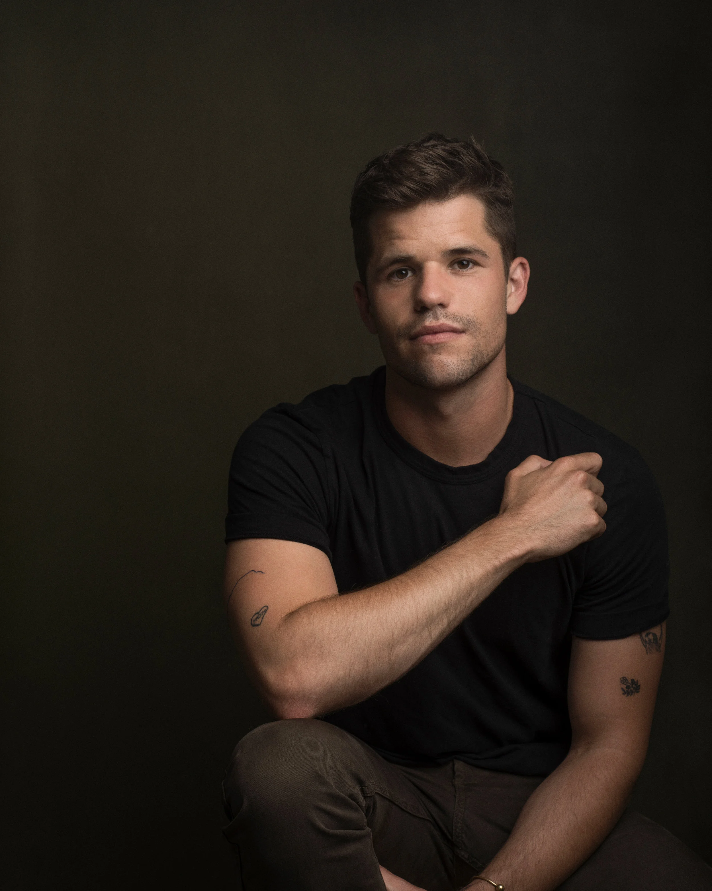Charlie Carver